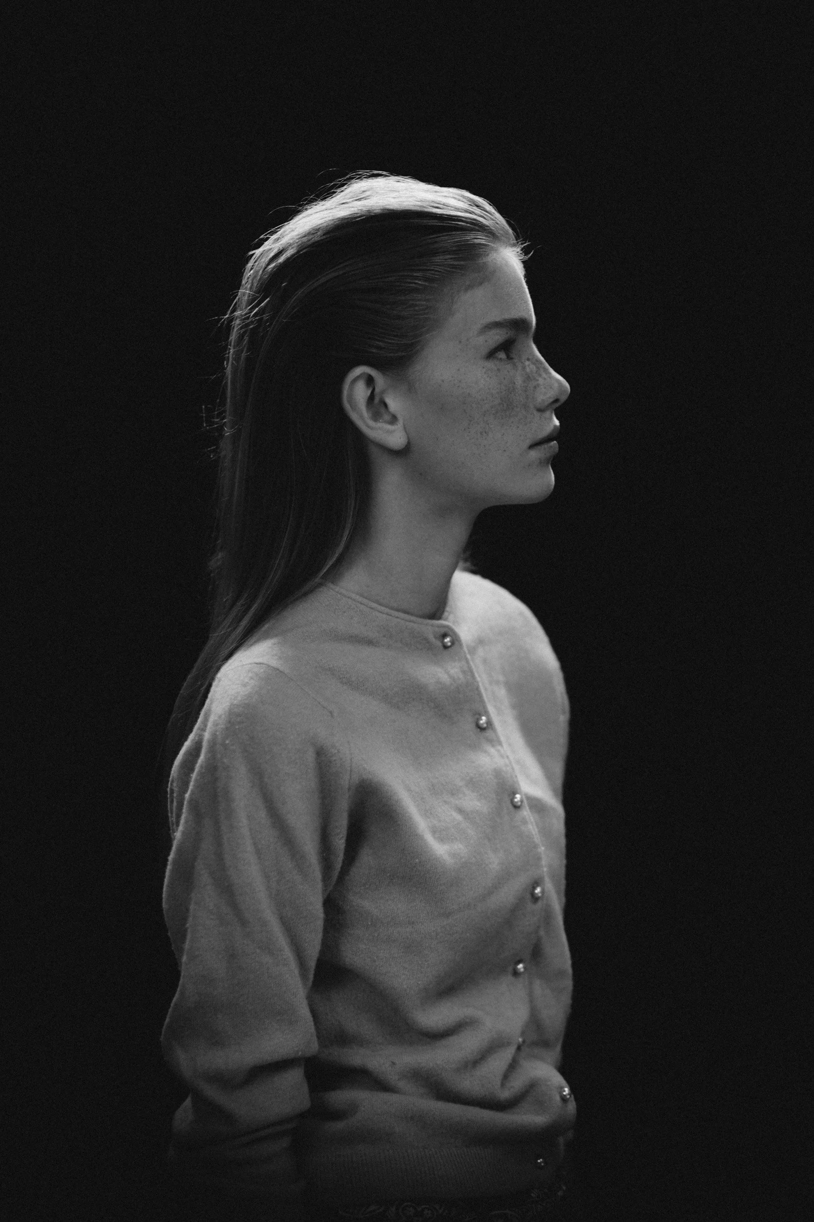 Daphne's by Aaron Feaver