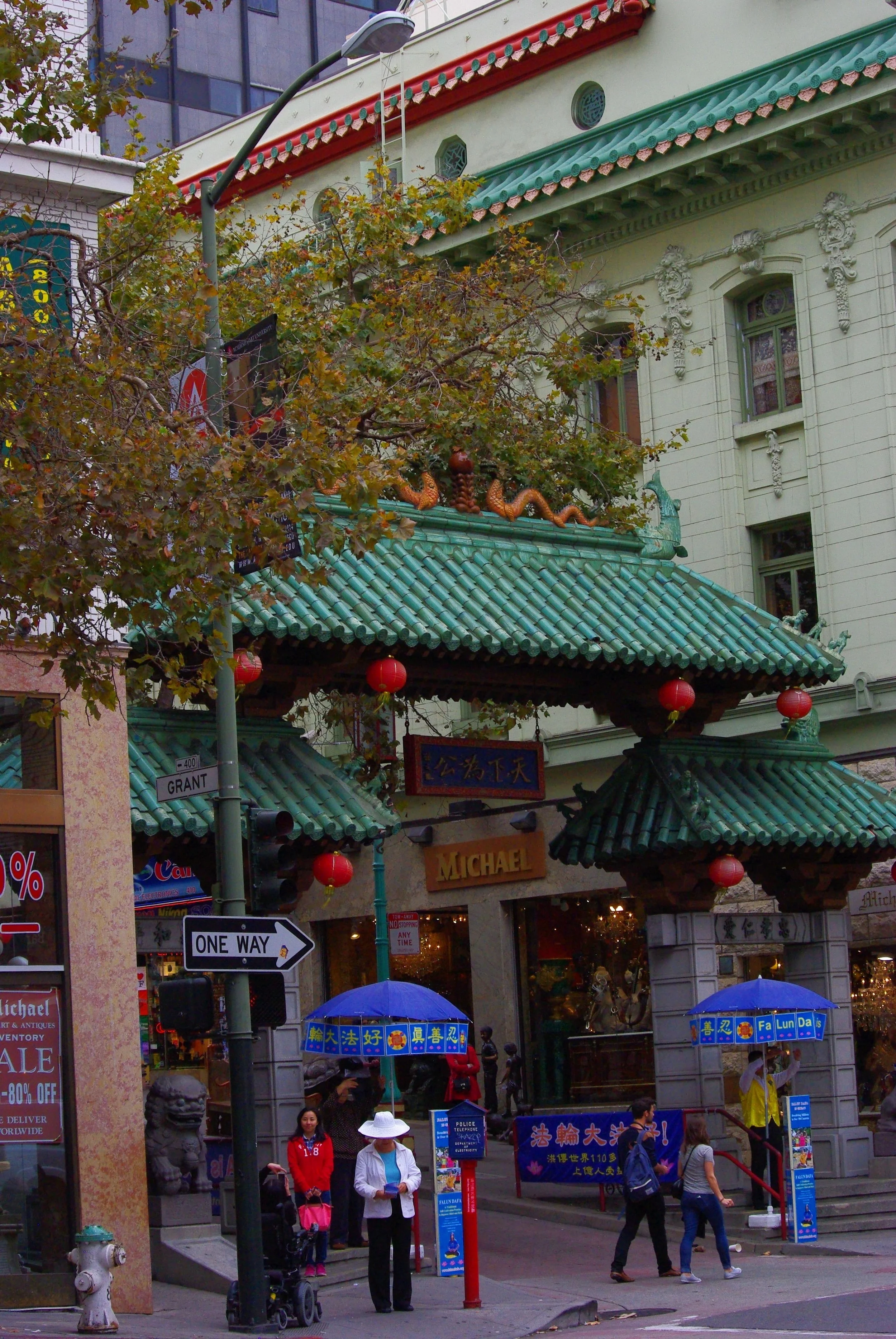 5. Dine in the oldest Chinatown