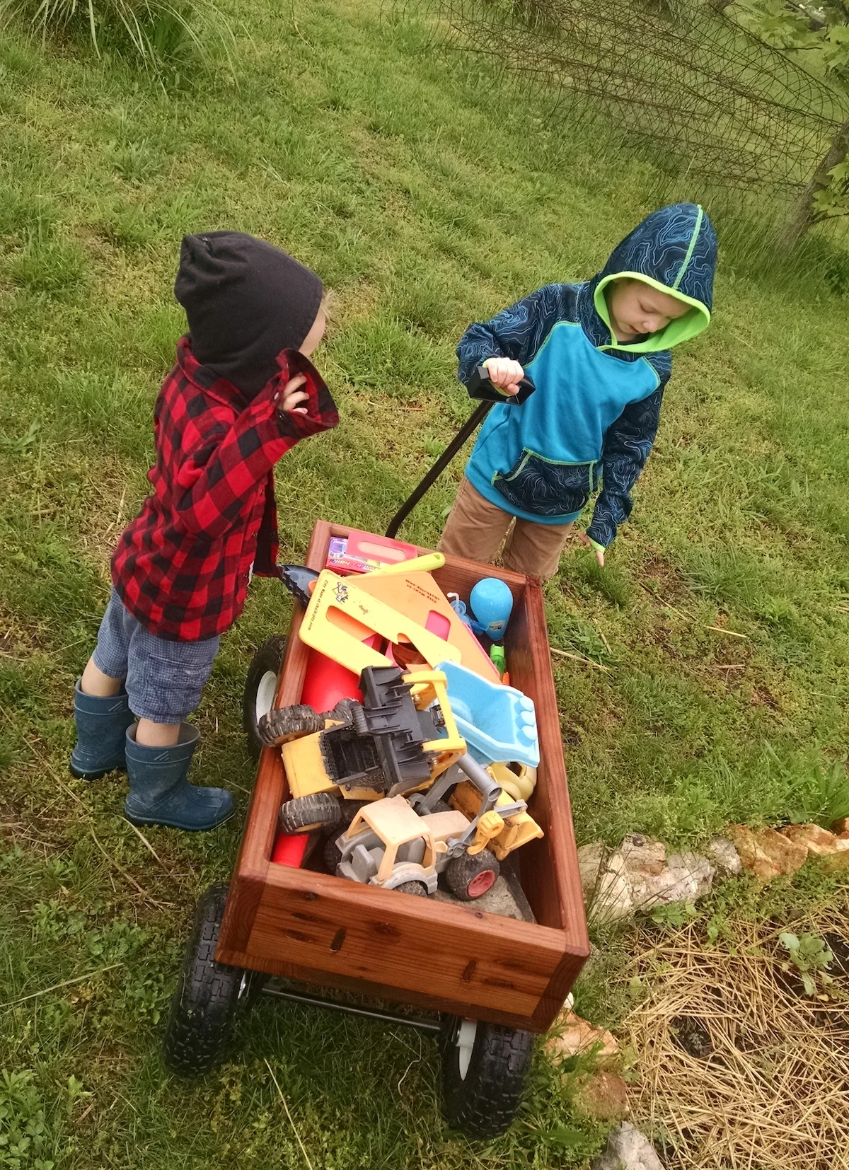 They put the wagon to immediate use! But it’s not about the wagon, is it? People . . . that’s what it is all about!
