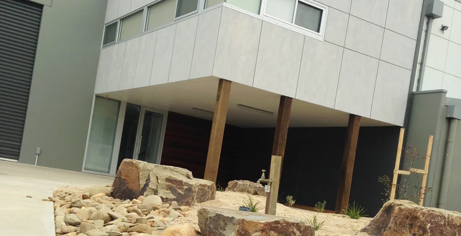 COMMERCIAL OFFICE SPACES