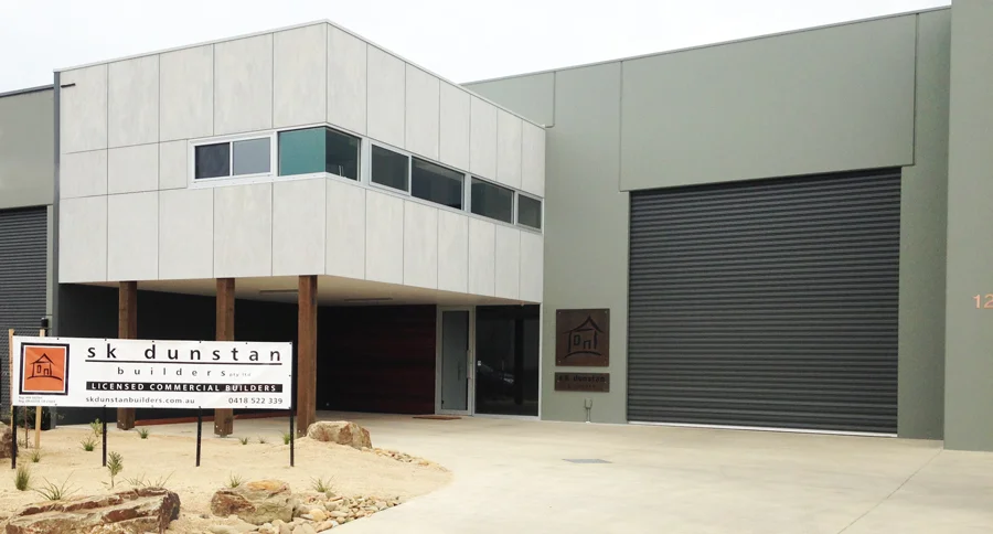 COMMERCIAL OFFICE SPACES