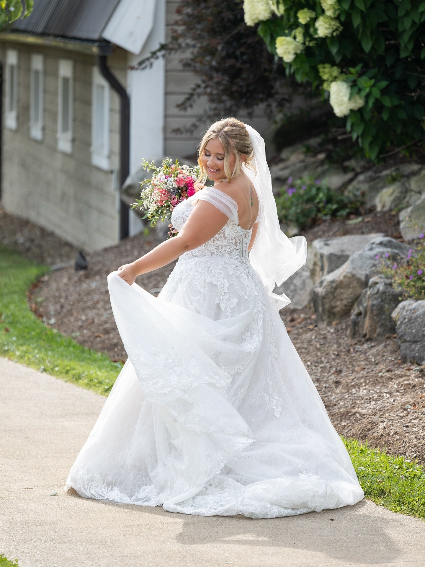 Kaylee and Jake&rsquo;s wedding at Iron Mill Farmstead was a perfect blend of rustic charm and bright, beautiful details. We are so honored to have been the ones to document it all. Wishing these two a lifetime of happiness!

#IronMillFarmstead #PAWe