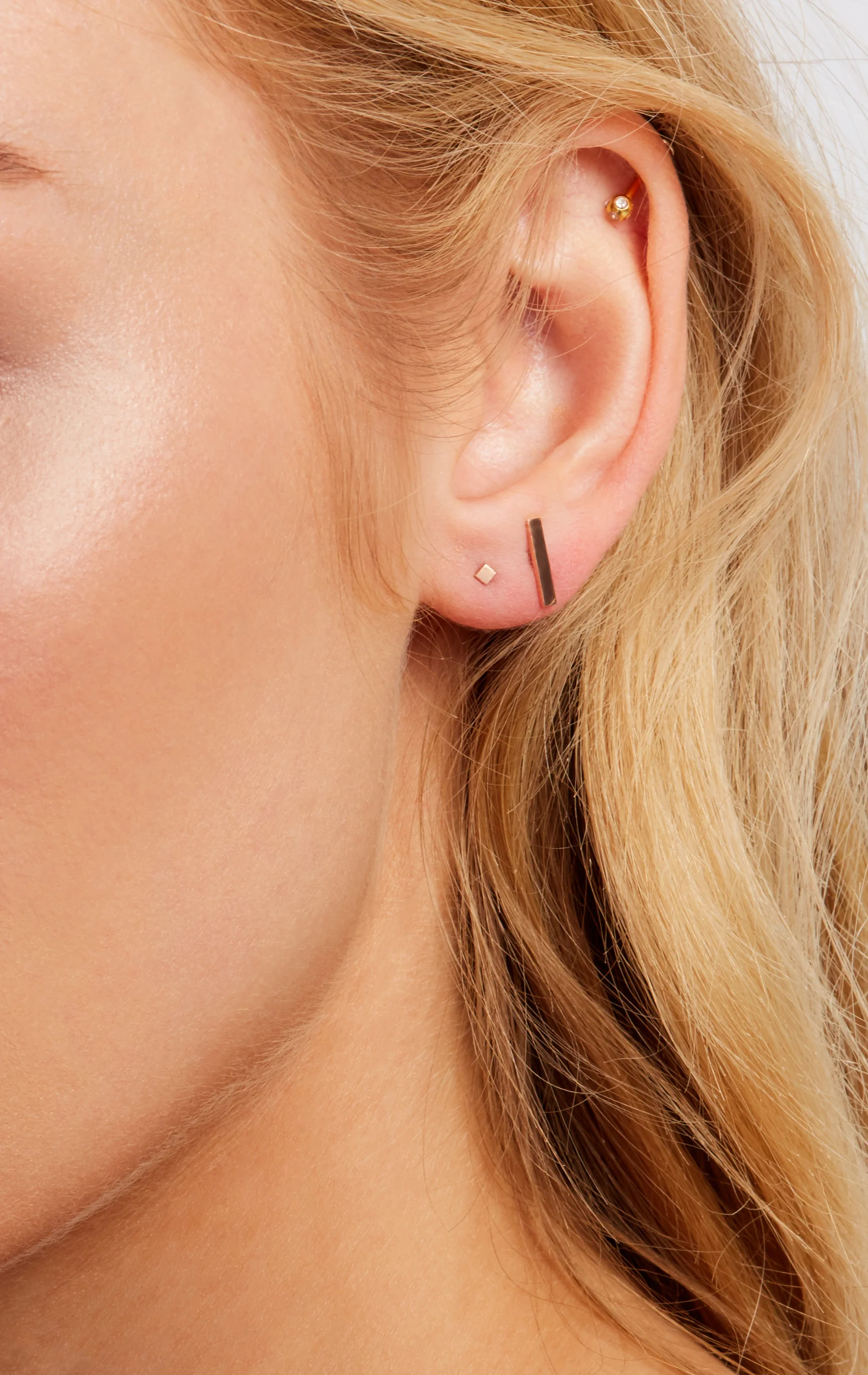jewelry-on-model-01.jpg