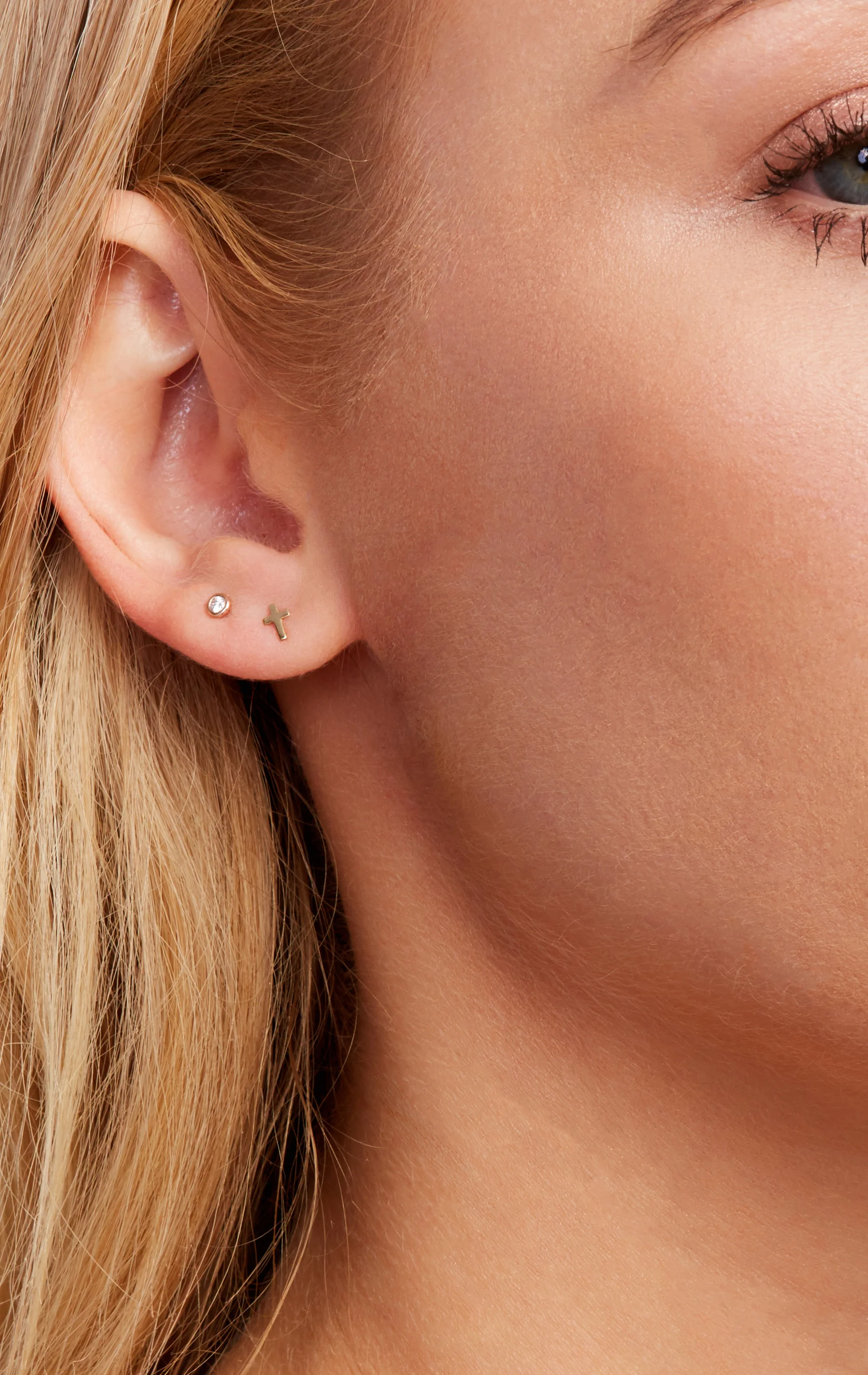 jewelry-on-model-04.jpg