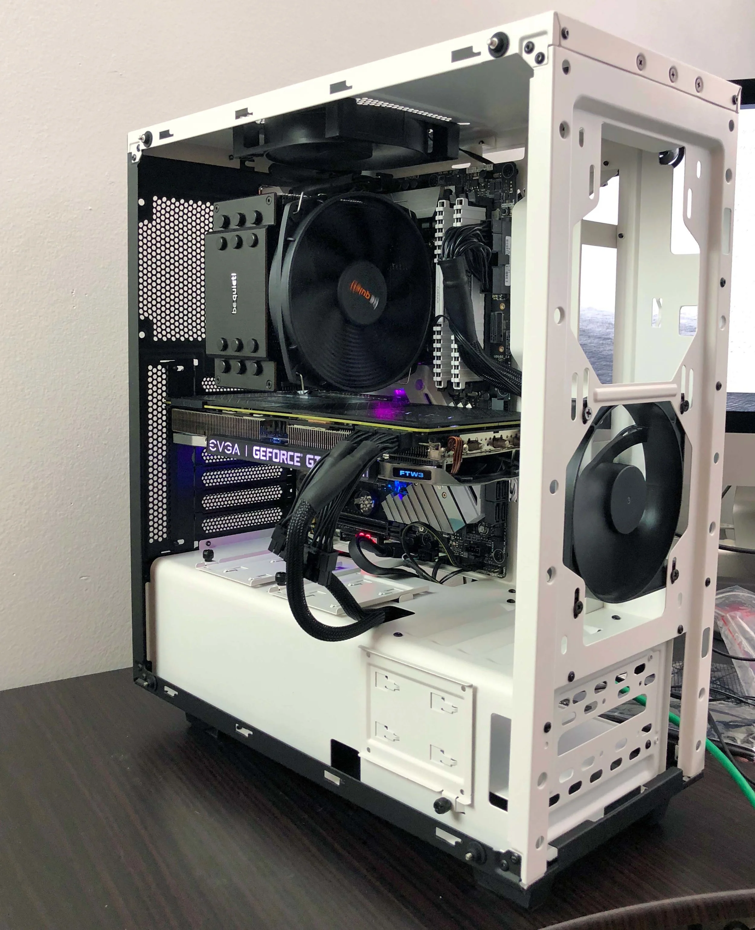 05_built-in-case.jpg