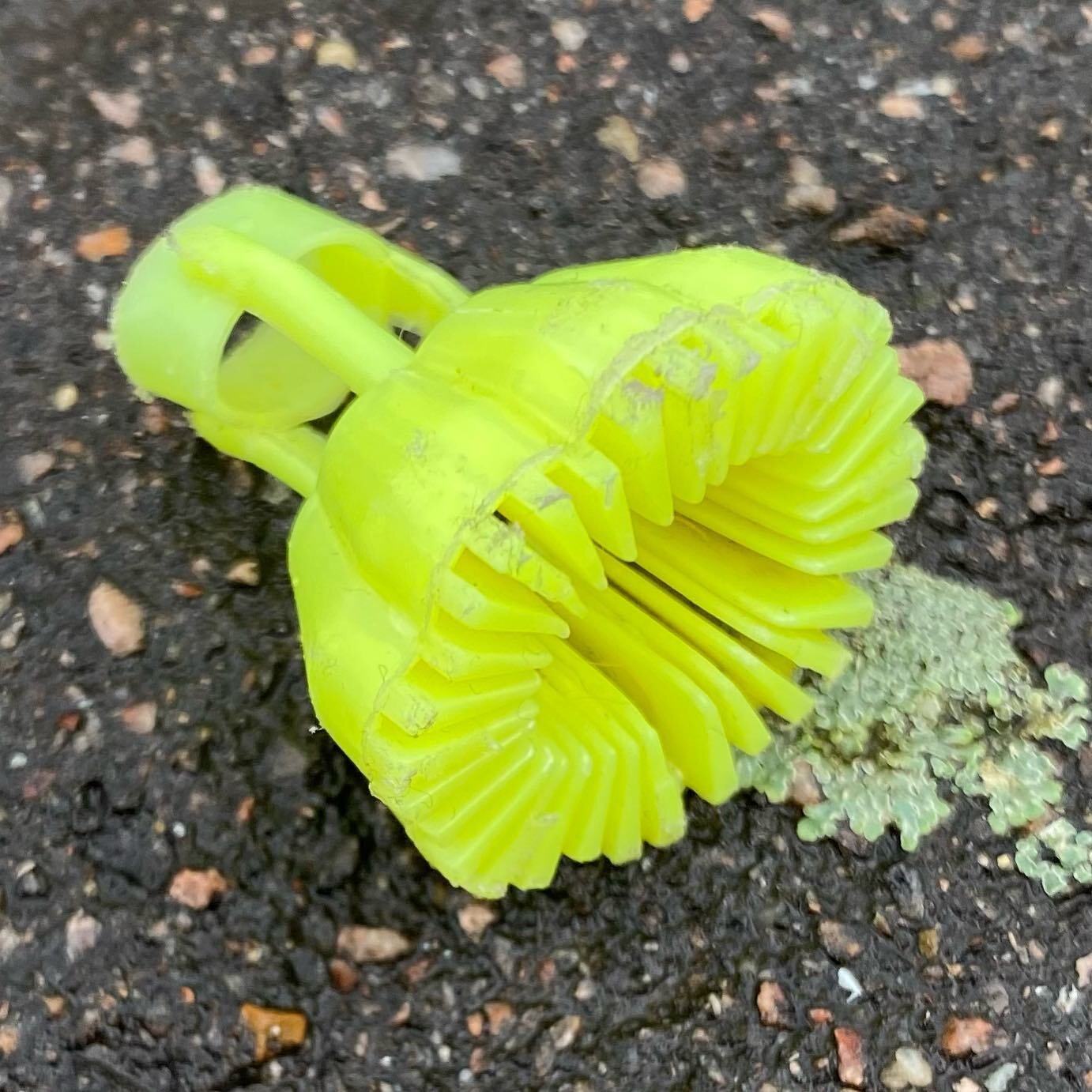 #plastic #foundobjects #found #archive #collection #street #pavement #plasticpollution #plasticpollutes #whatisit #shape