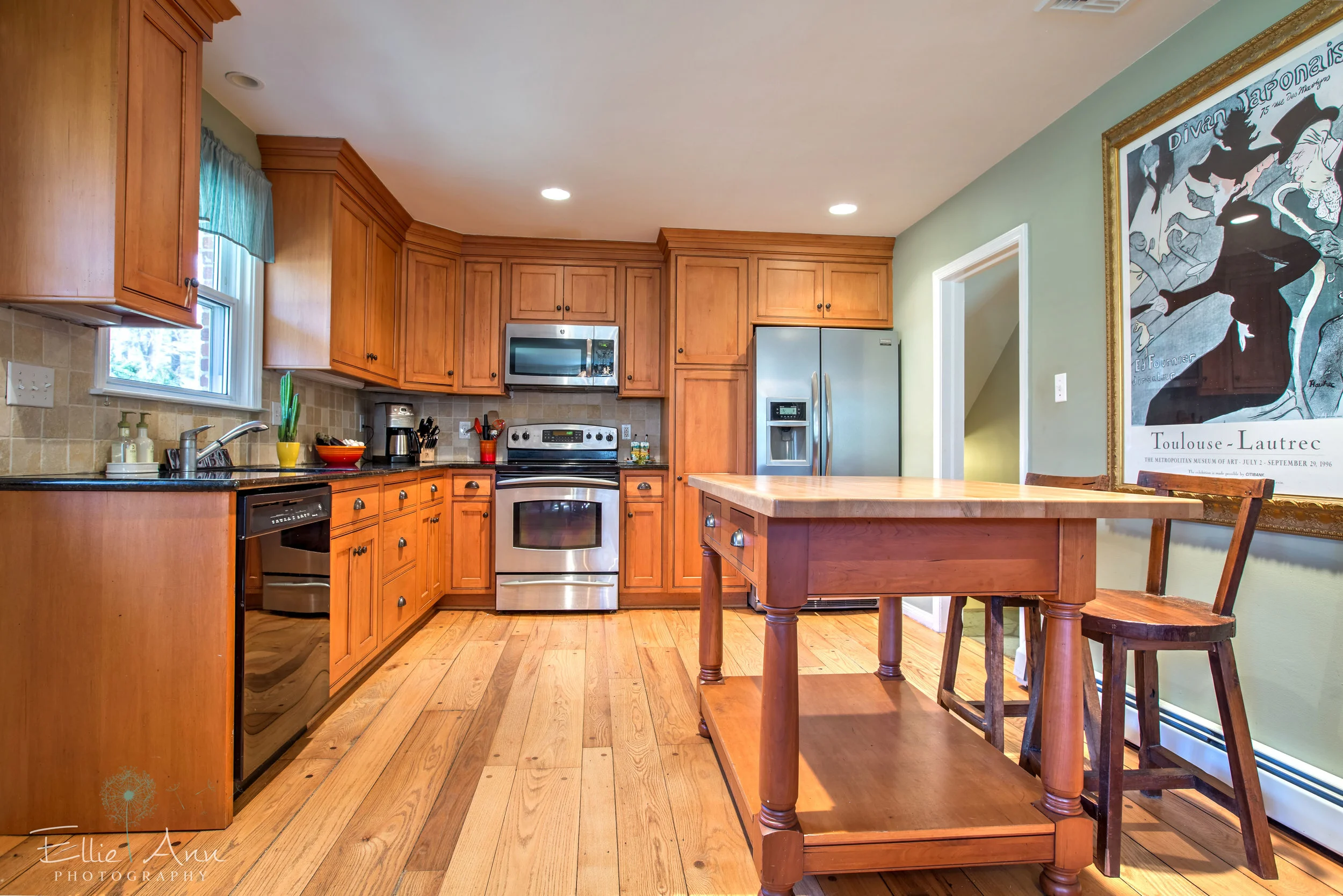 dr to kitchen view - use.jpg