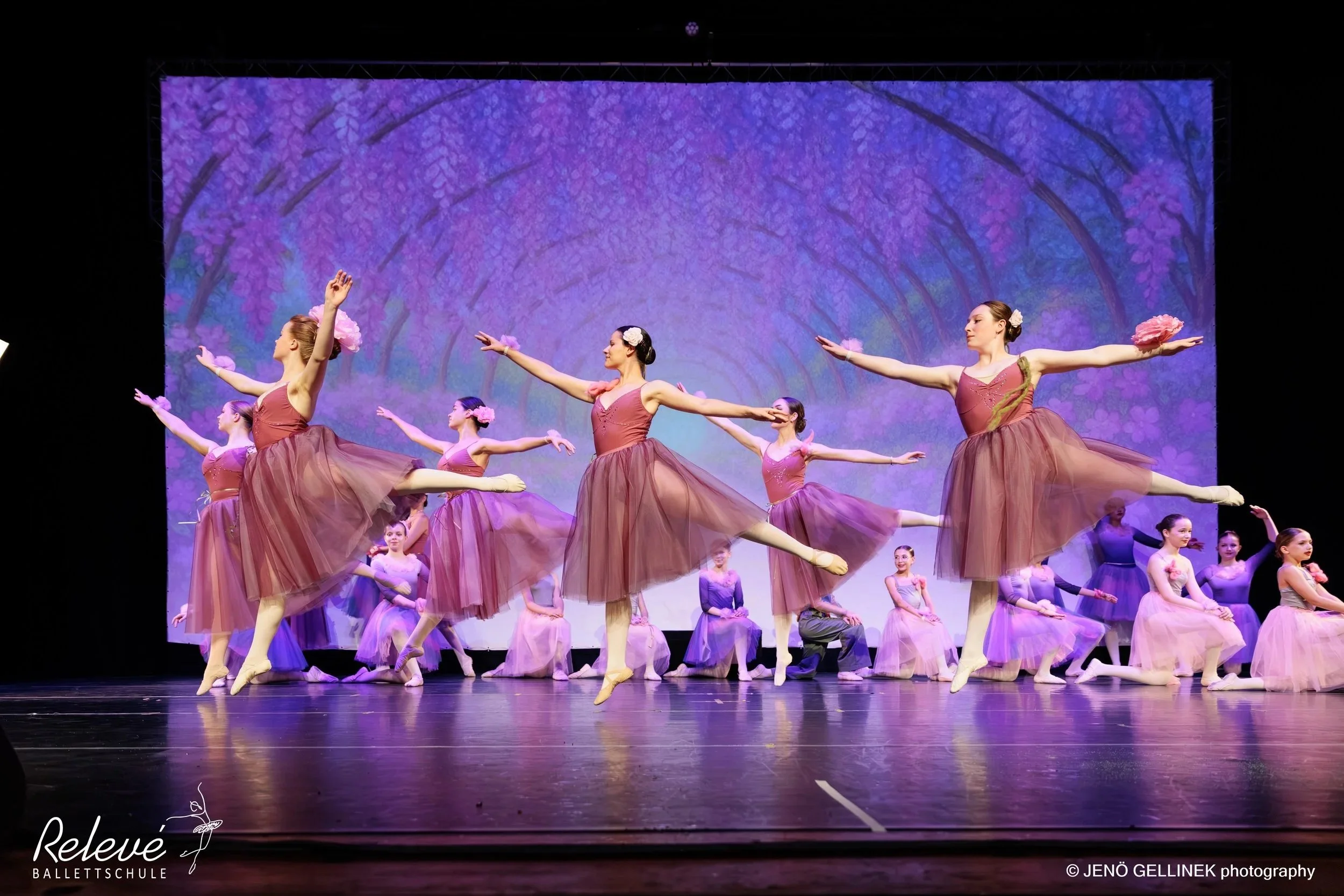 426 - Releve - Momo 2 - JENÖ GELLINEK photography-4743.jpg