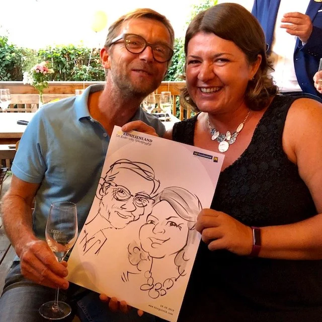 Karikatur Schnellzeichnung gezeichnet von Birgit Vlk bei einem Geburtstagsfest