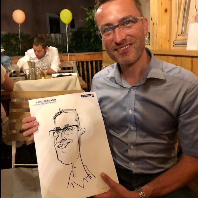 Karikatur Schnellzeichnung gezeichnet von Birgit Vlk bei einem Geburtstagsfest