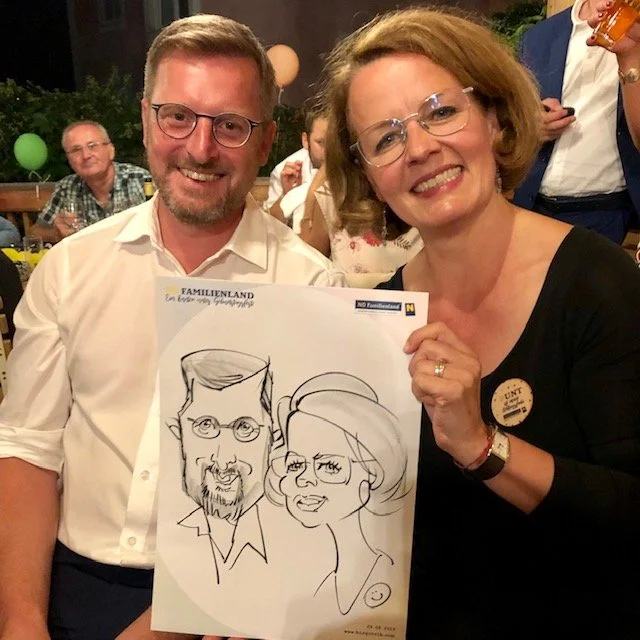 Karikatur Schnellzeichnung gezeichnet von Birgit Vlk bei einem Geburtstagsfest