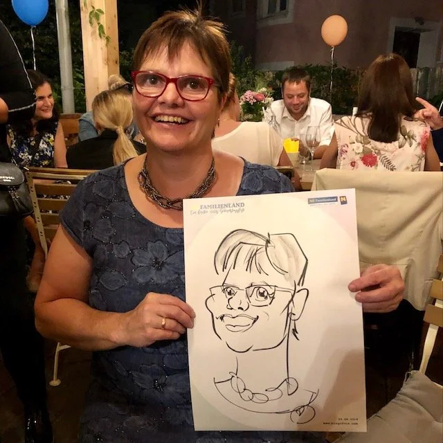 Karikatur Schnellzeichnung gezeichnet von Birgit Vlk bei einem Geburtstagsfest