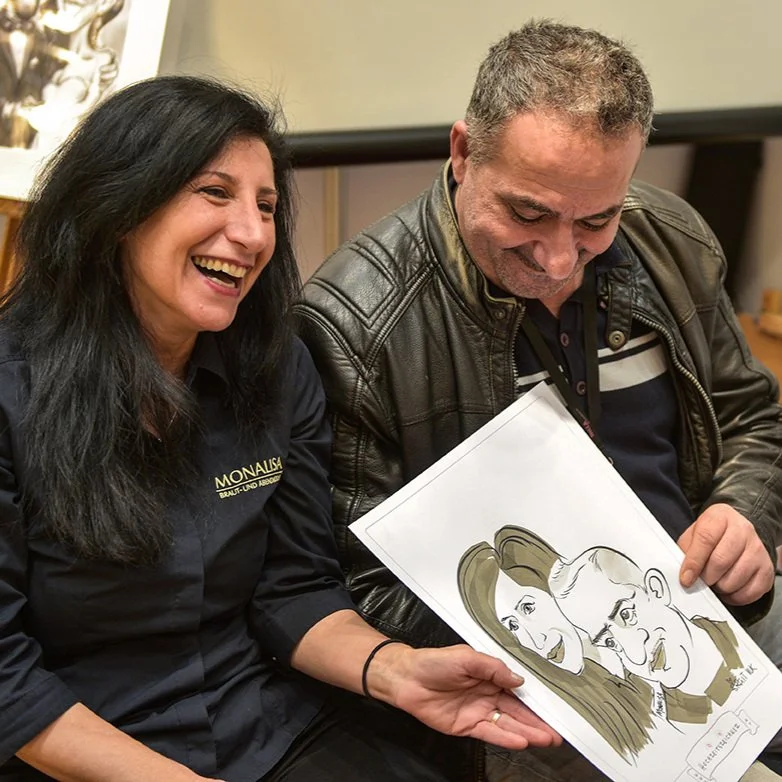 Birgit-Vlk-Schnellzeichnerin-Karikaturistin-Livezeichnerin-Hochzeitsmesse-web_DSC_5206.jpeg