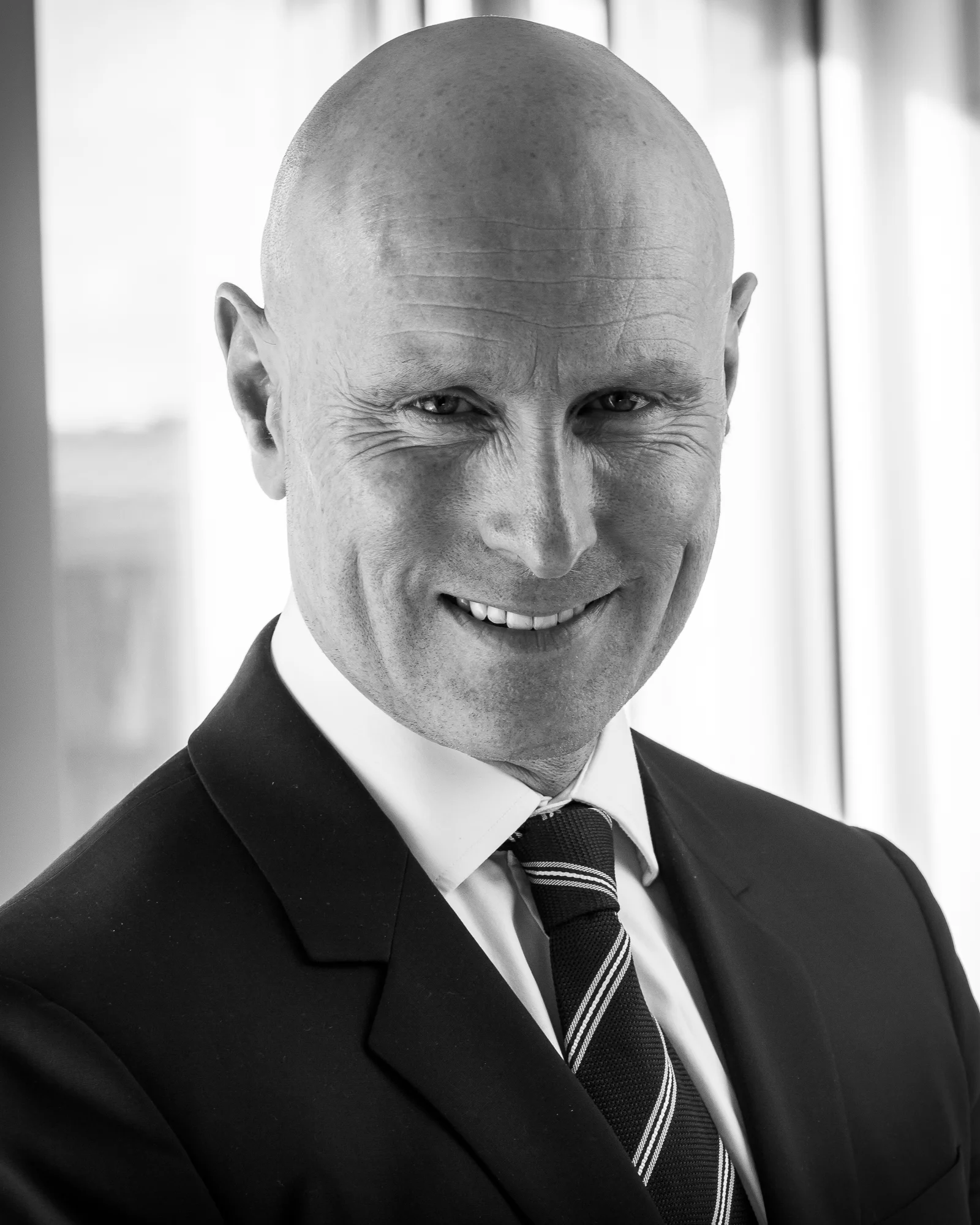 ASYNNOTT_Headshots-014.jpg