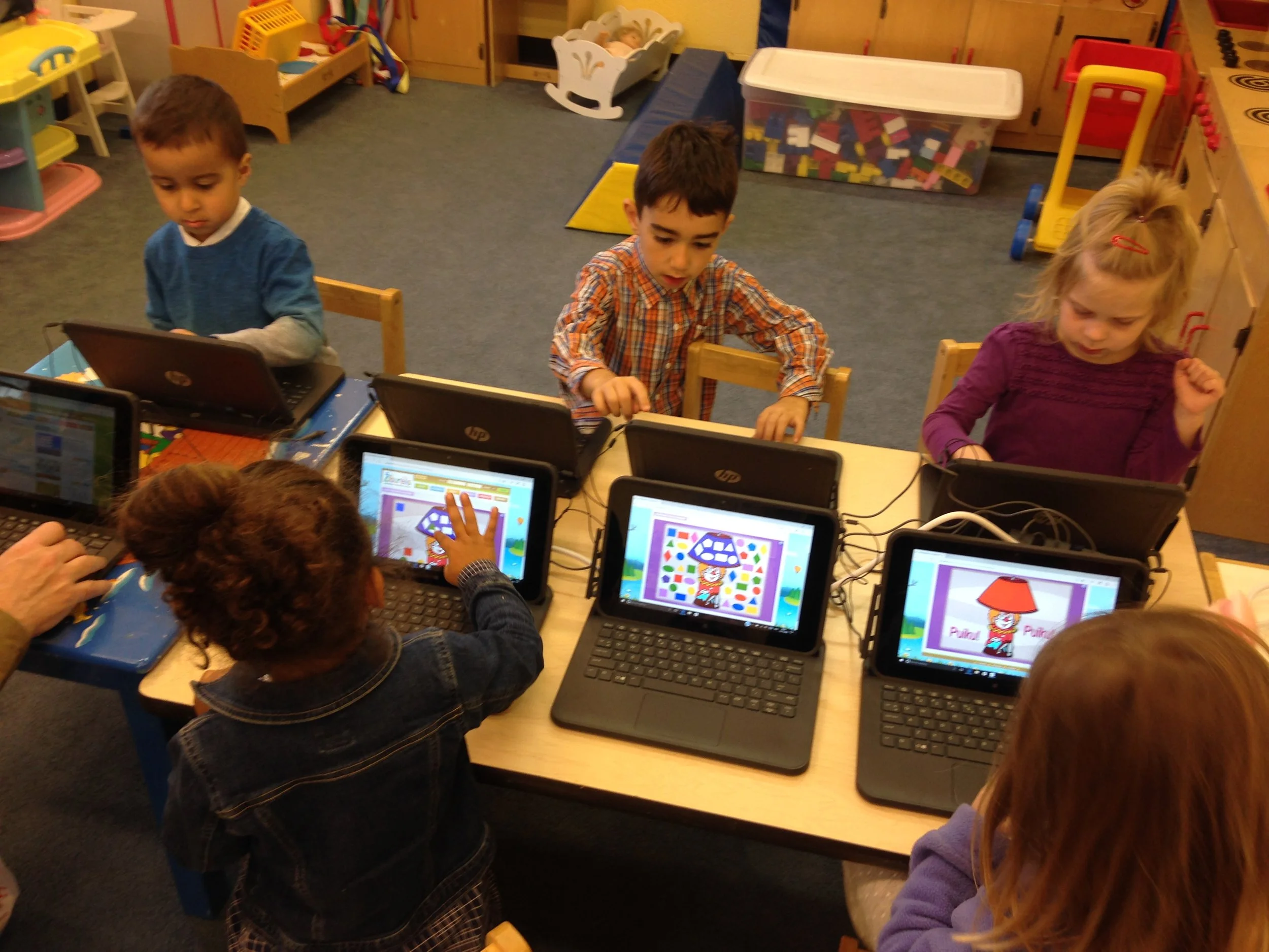 Mokykloje įvyko susitikimas su istorijos mokslų daktare Mingaile Jurkute