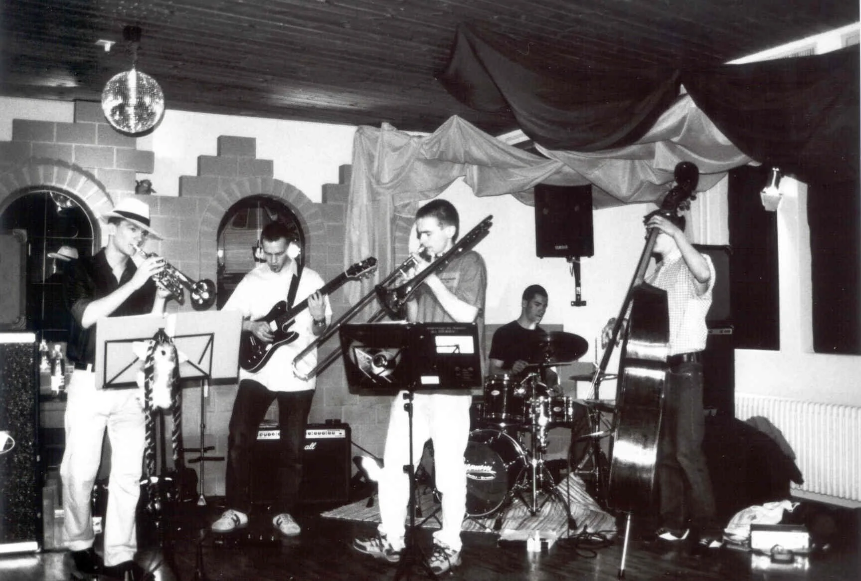 Festival_2001_30.jpg