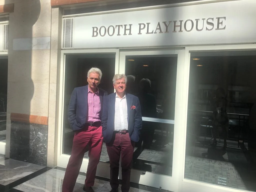 PHOTO-2019-booth.jpg