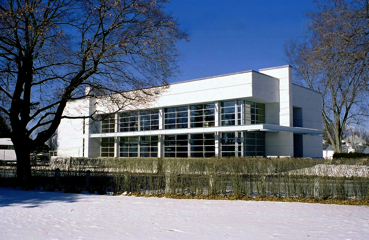 035_ext-front-1-edit-clean.jpg