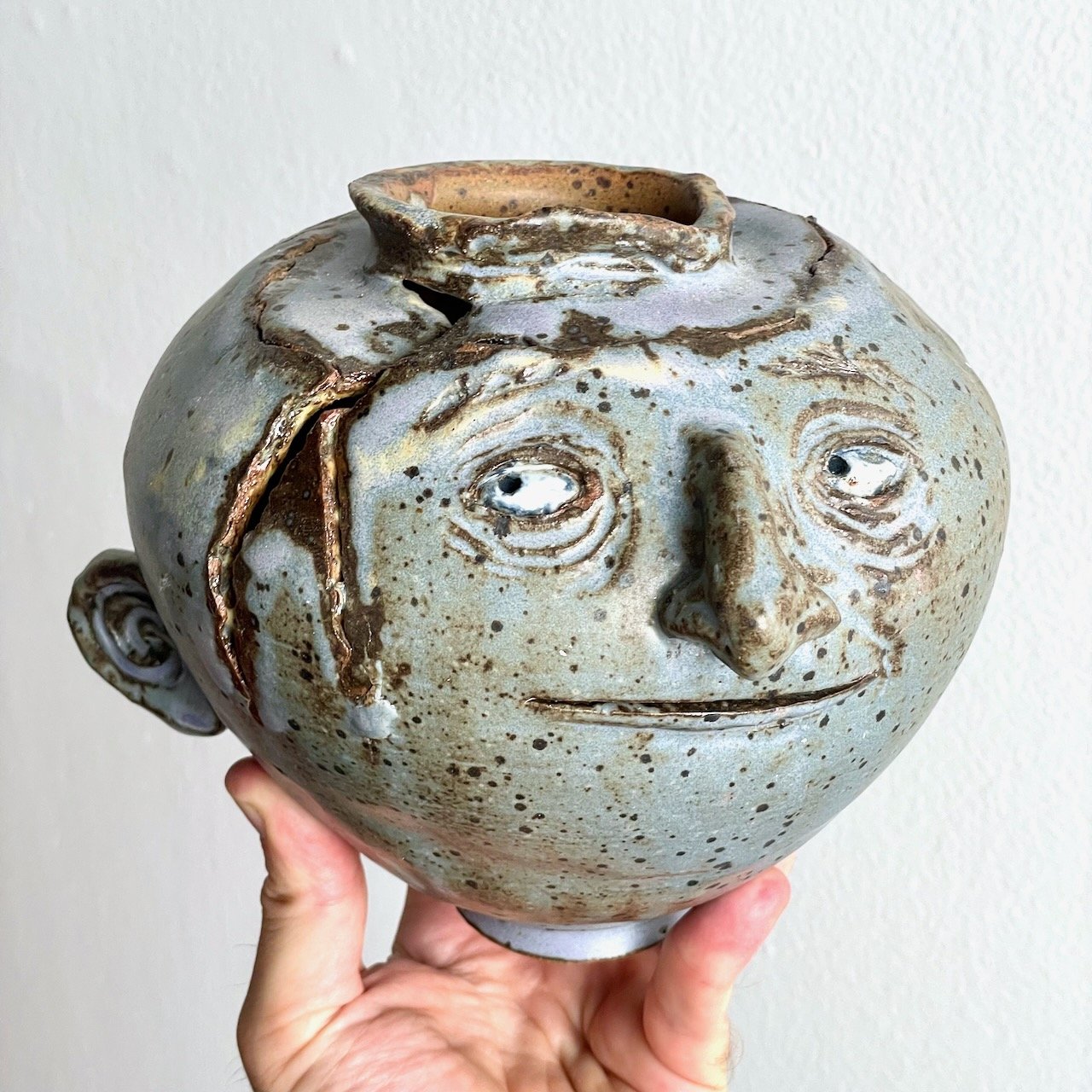 Vase with tiny crack that's hard to see.
7 x 8 x 8
2024
$