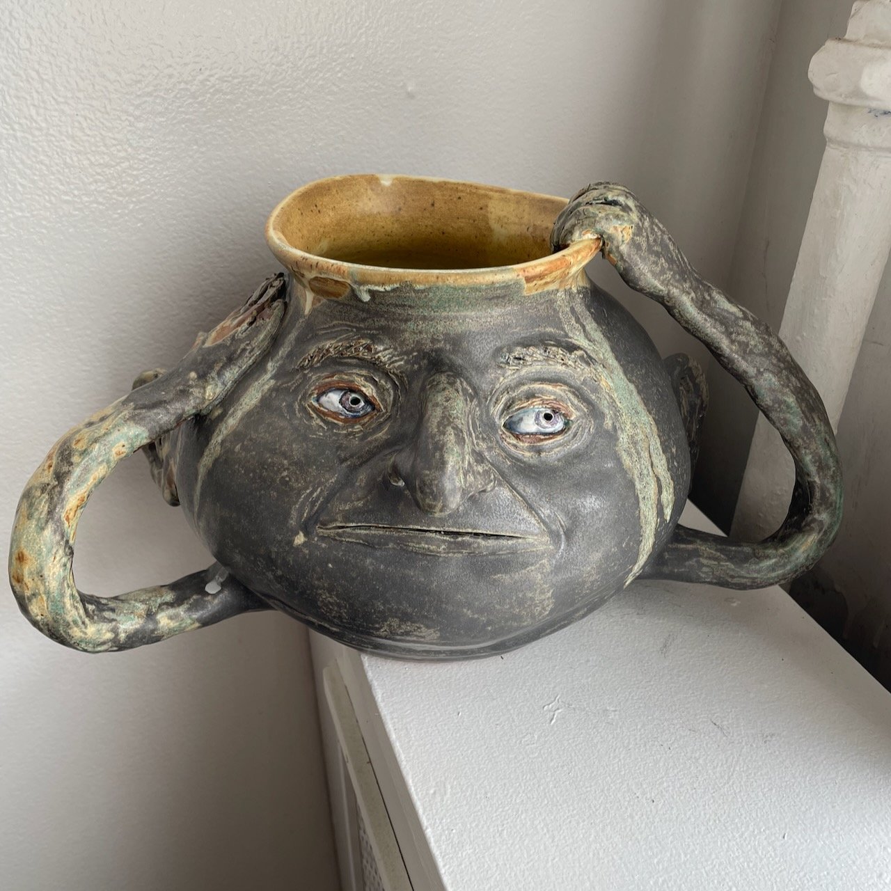 Very big pot with very long arms.
8 x 16 x 11
2025
$