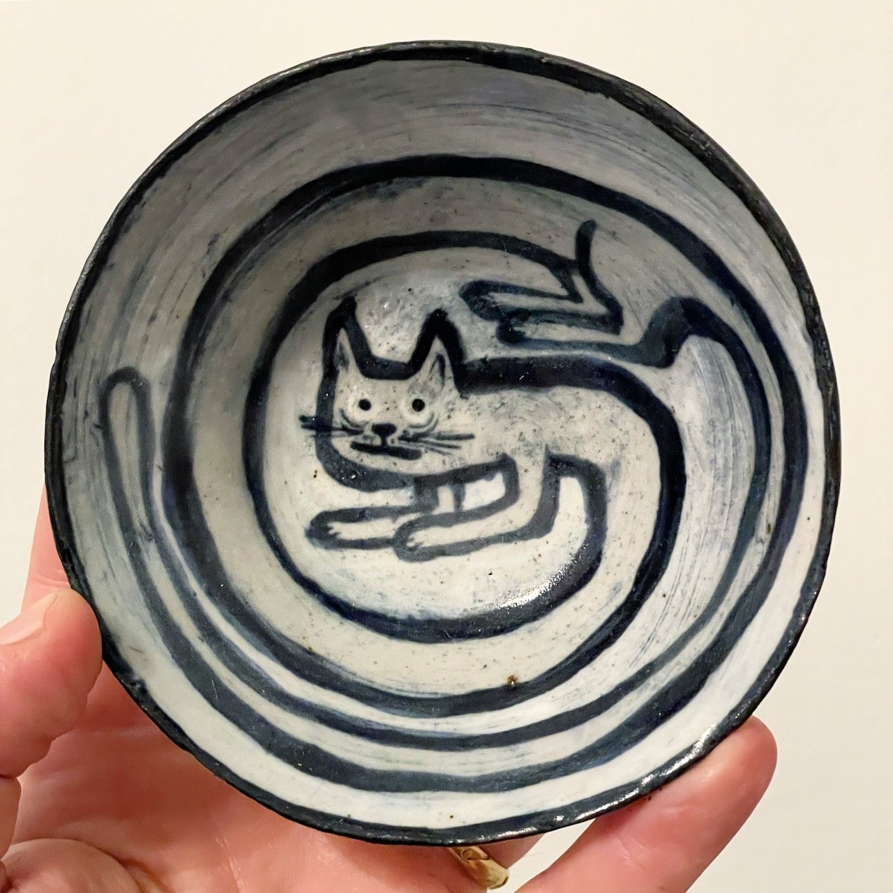 Long cat bowl
2 x 4.5 x 4.5
2022
$