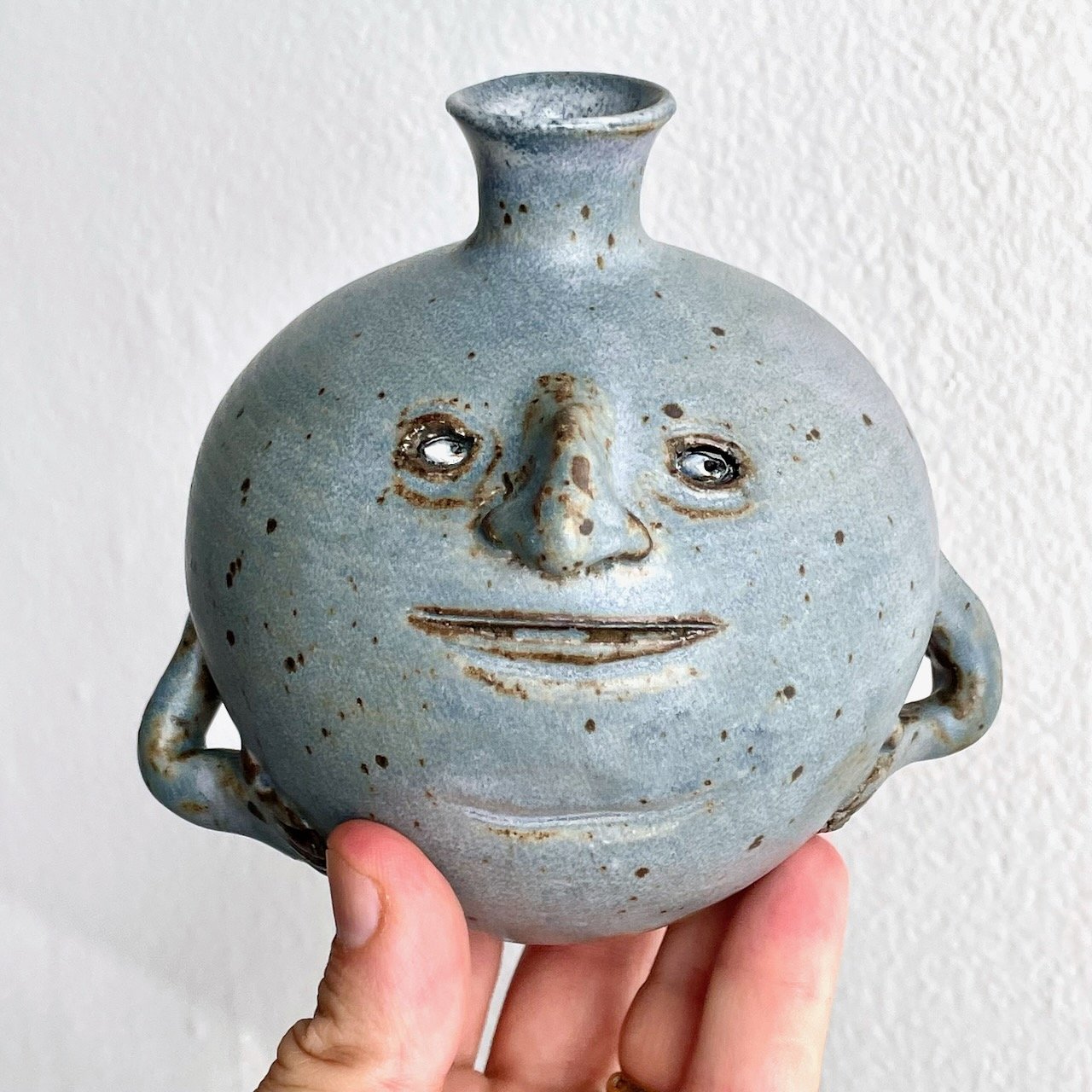 Lil' blue vase face
5 x 5 x 5
2025
$