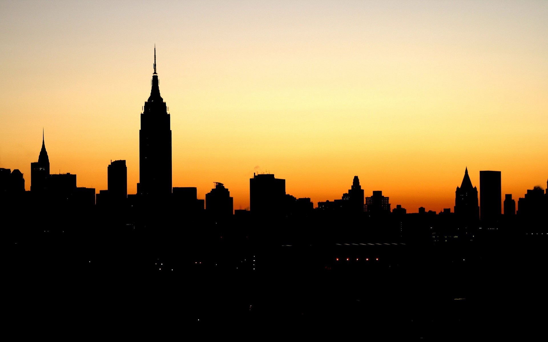 ws_city_silhouette_1920x1200.jpg