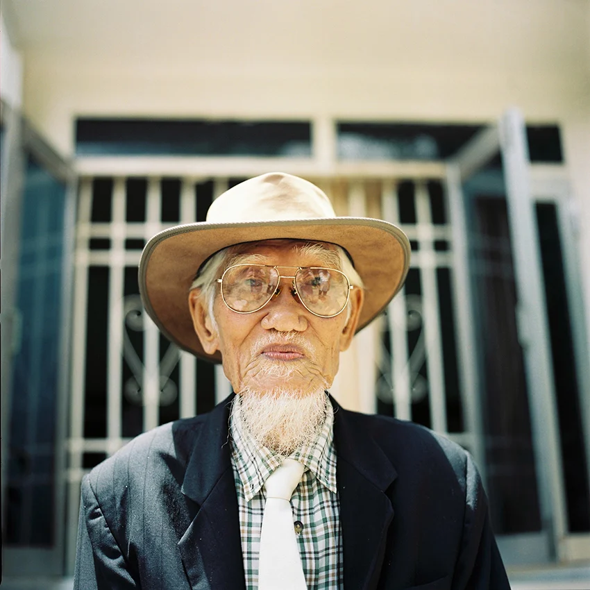 Grandfather000003.jpg