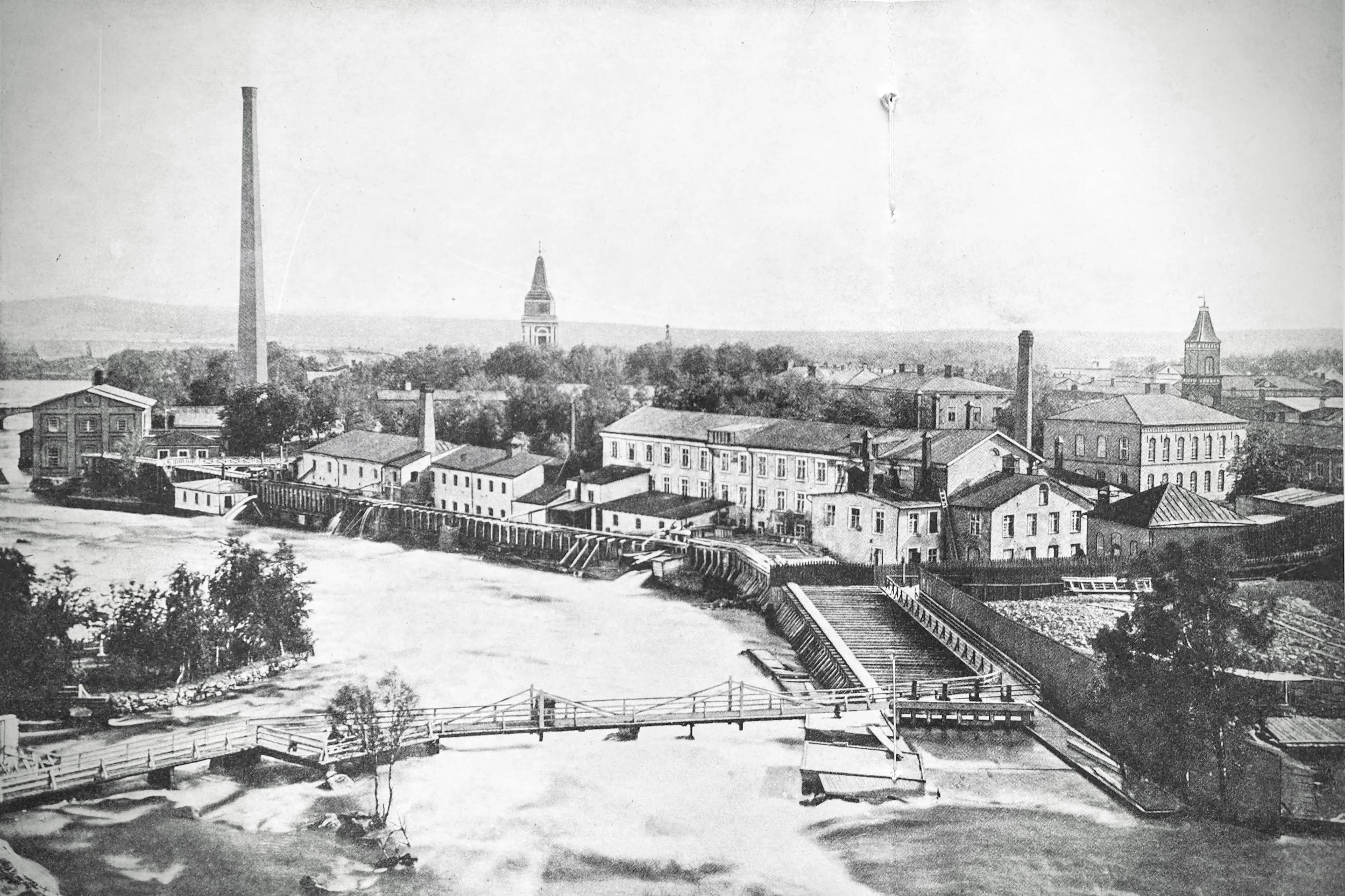 Tampere240 Kosken kuulemat Maija Kovari - taustakuva.jpg