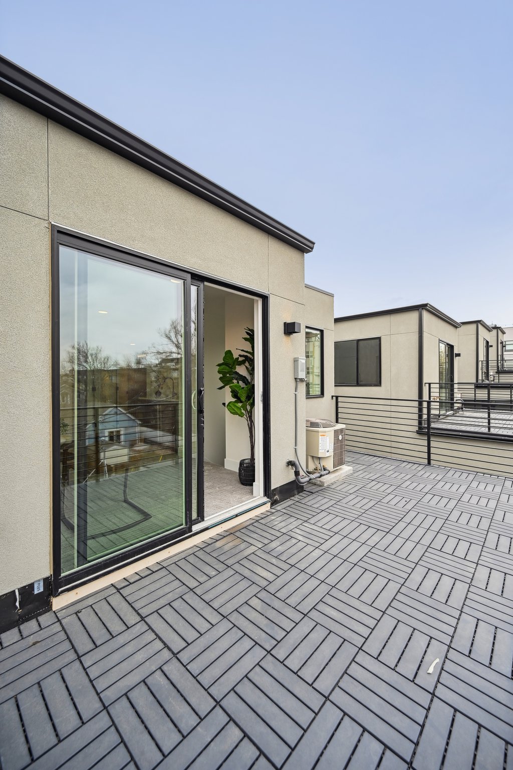 024 Roof Deck.jpg