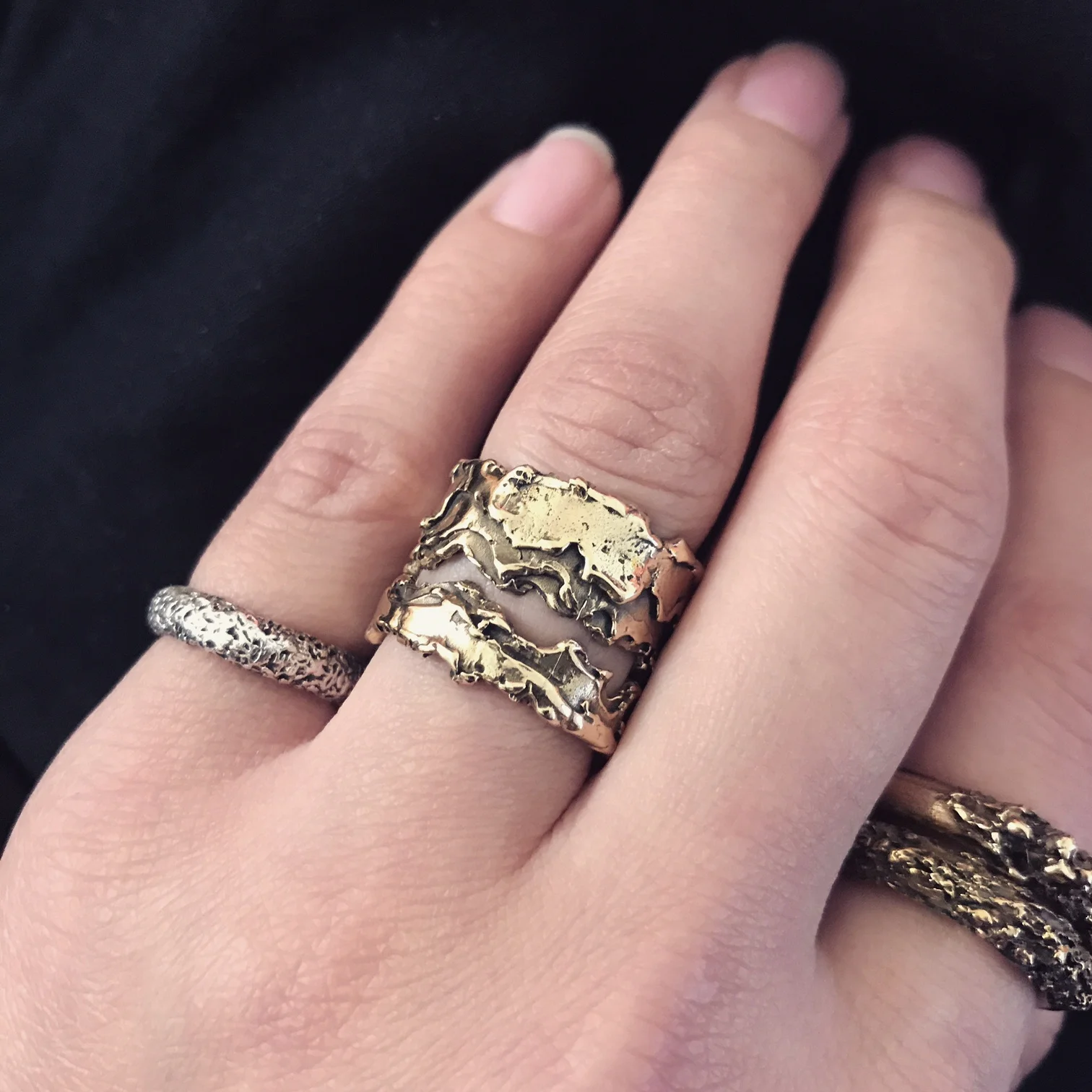 Safiyeh Uddin Bronze Split Earth Ring 4