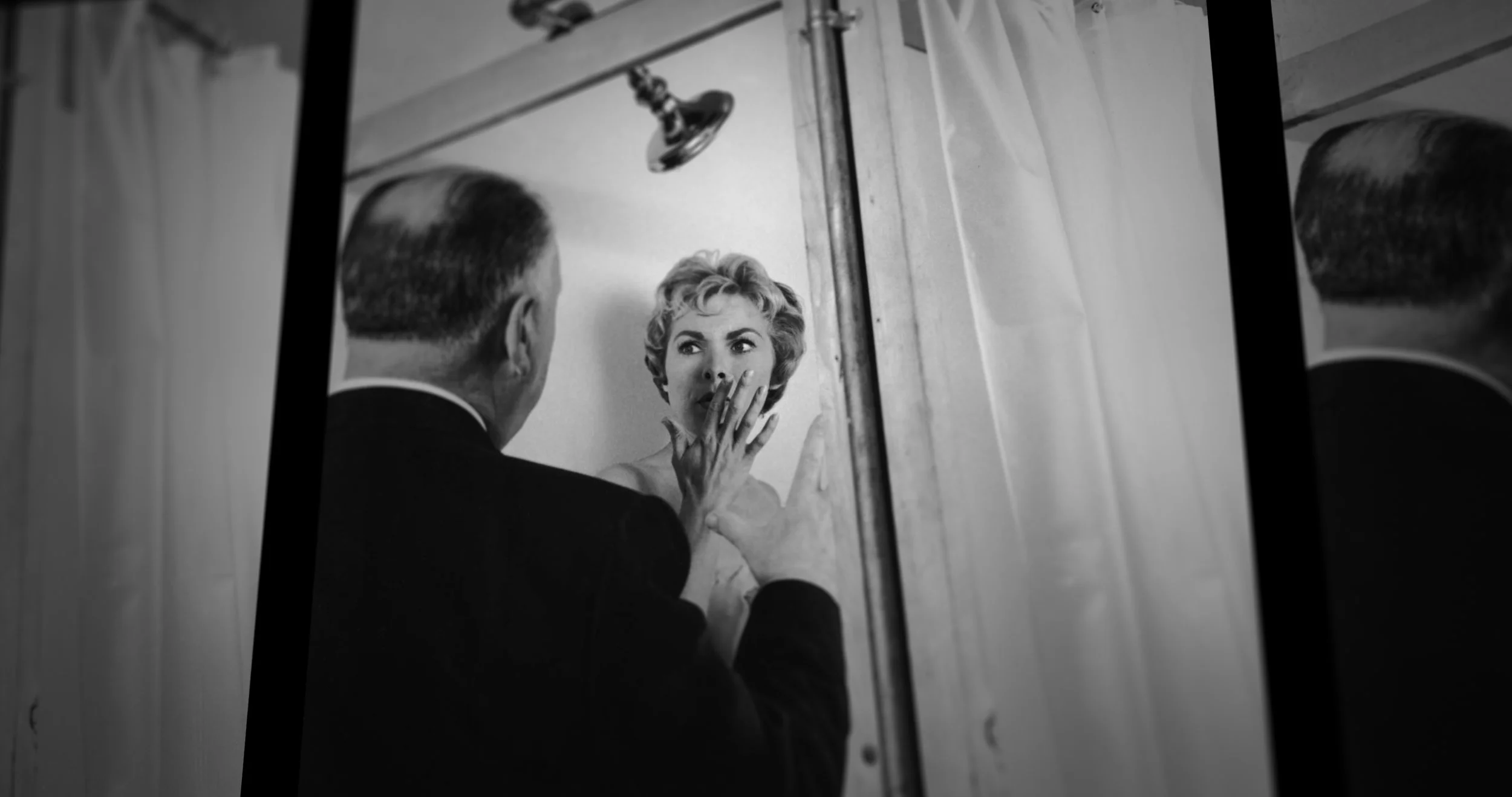 ShowerSceneSet_4K.mov.00_00_03_20.Still002.jpg