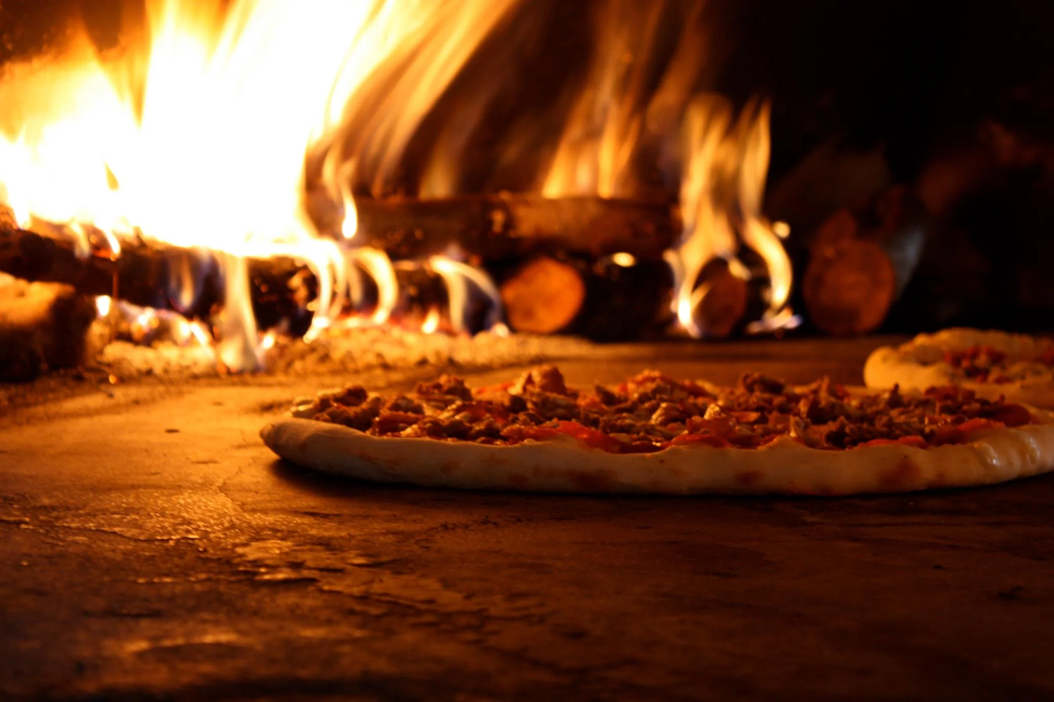 woodfired pizzaaaaaaa.jpg
