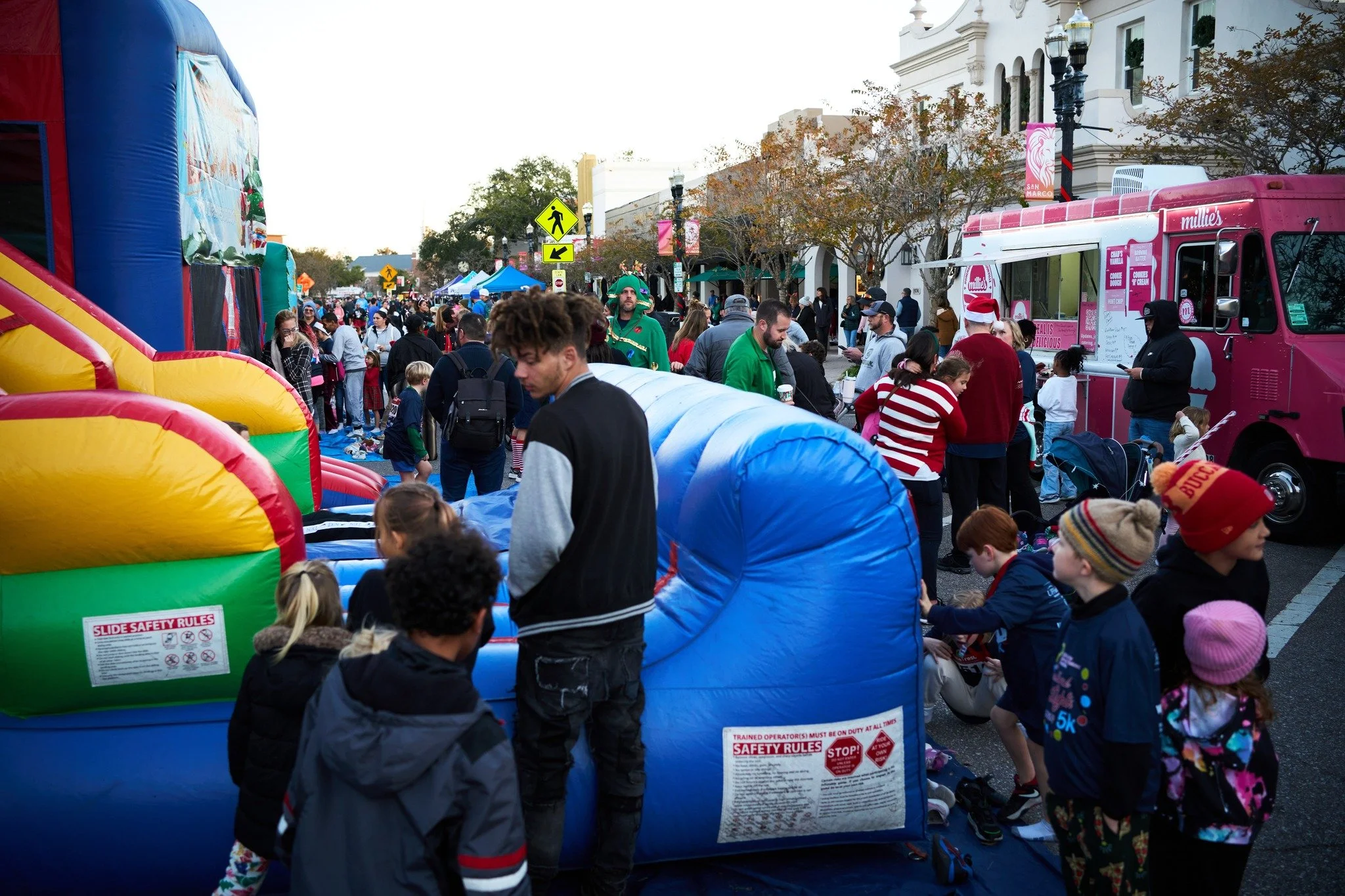 Did you know that CMN Hospitals partners with @mysanmarco and @1stplacesports to put on Holiday Magic in conjunction with the Festival of Lights 5k? We have this amazing group of merchants to thank for the festive activities in San Marco Square throu