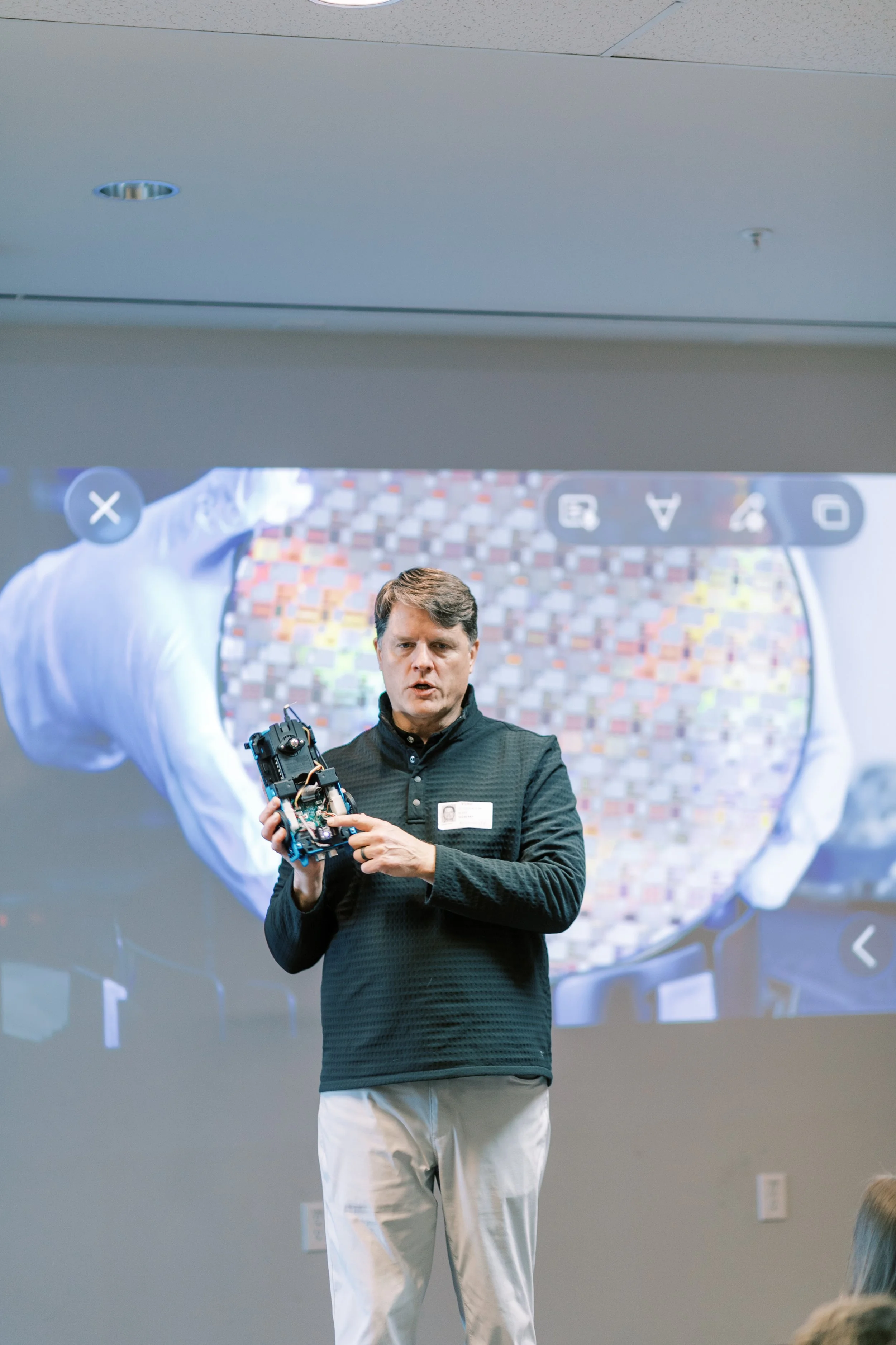 Texas Instruments-7.jpg