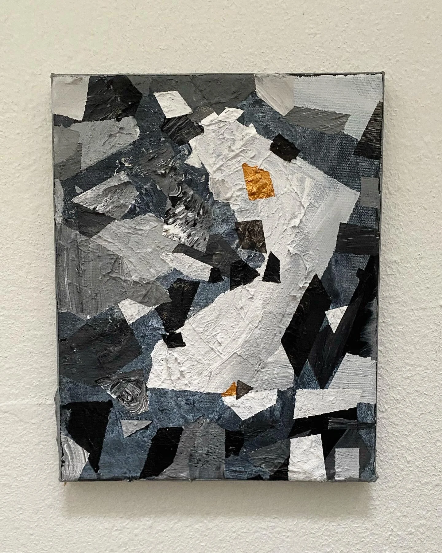 5971E028-3D01-4E7F-86DE-1A8CC1531B5A