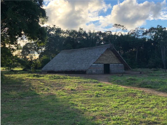  Maloka indígena ubicada en Bocas del Yi, alto Río Vaupés 