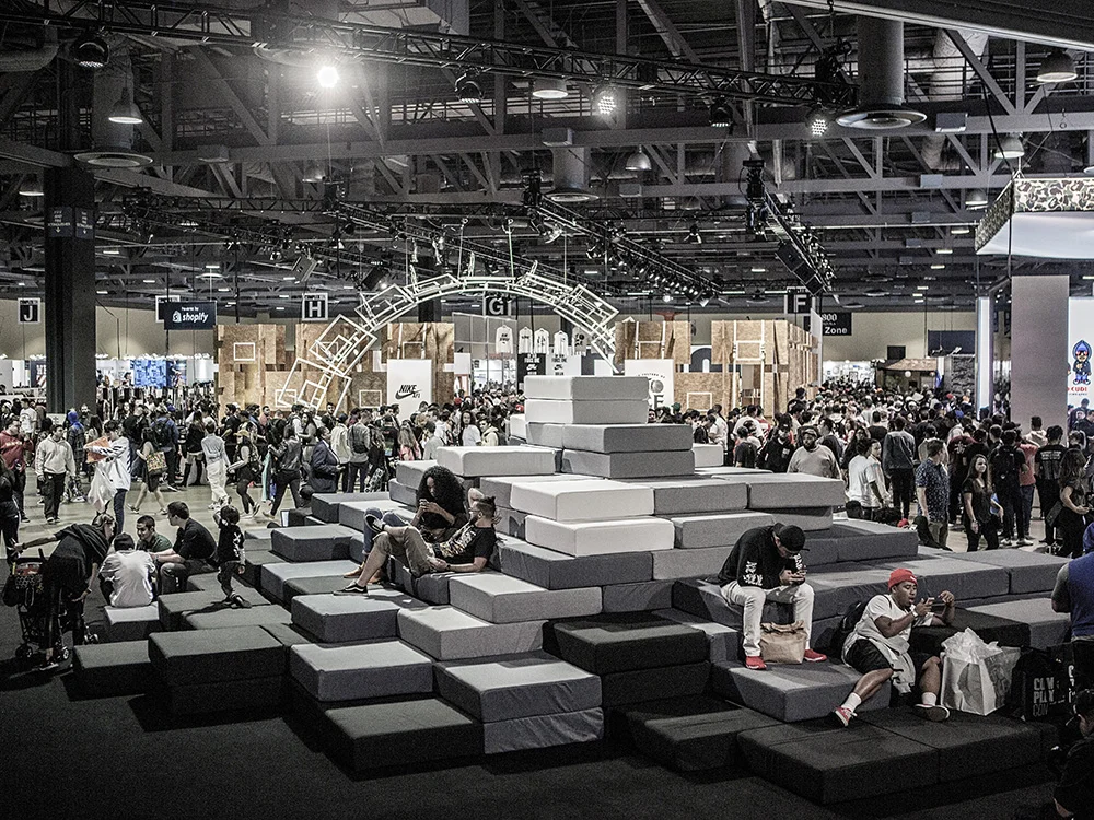 snarkitecture-complexcon-06-noah-kalina.jpg