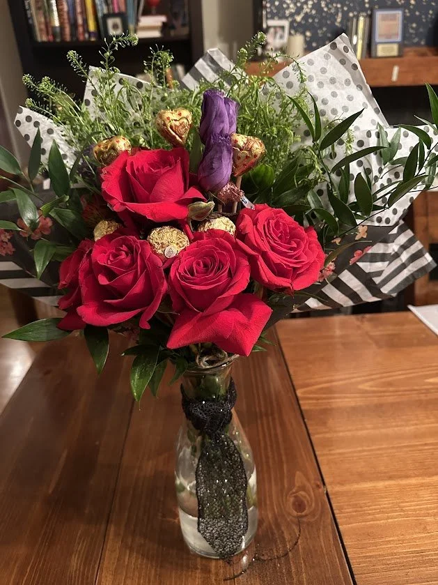 MD LG Red Blooms.JPG