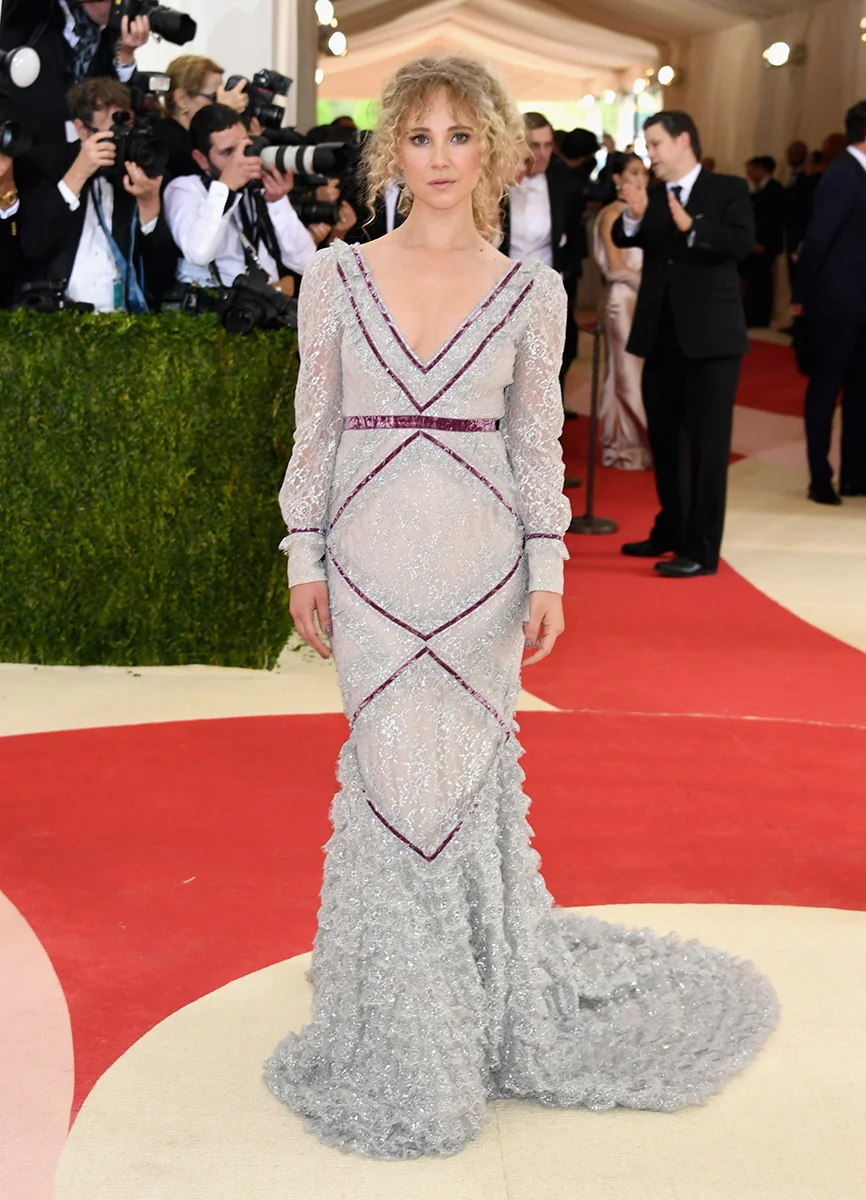 Juno Temple // MET BALL 2016