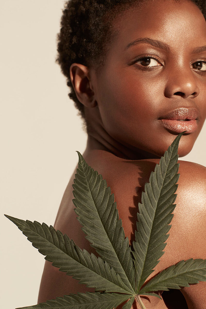 AMB_SHOT_02_MODEL_PORTRAIT_HEMP_LEAF_017.jpeg