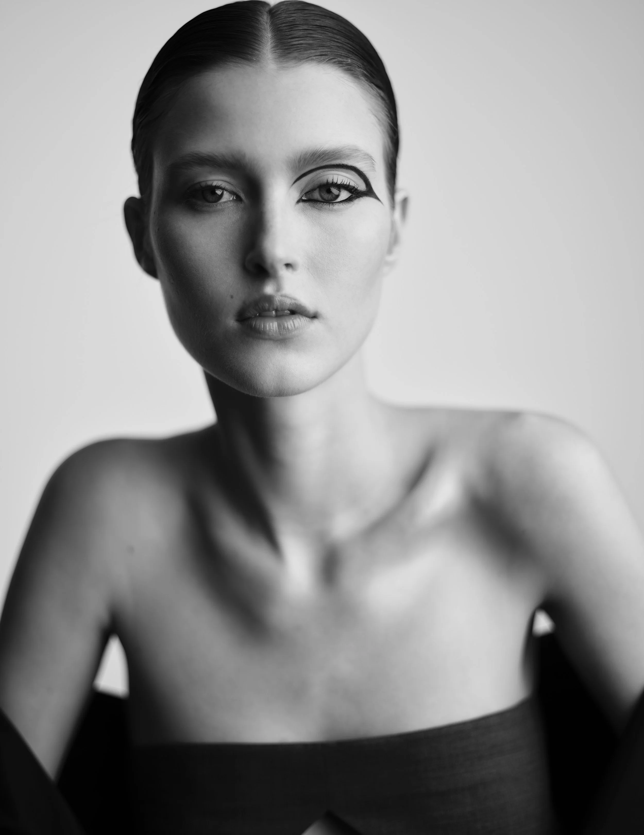 FLAUNT MAGAZINE