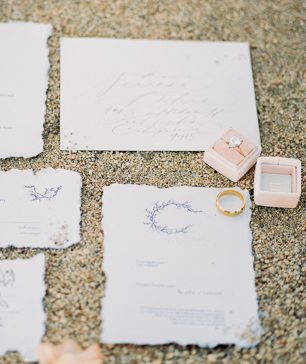 100 Layer Cake Elegant Desert Inspired Wedding In Joshua Tree Susie Saltzman