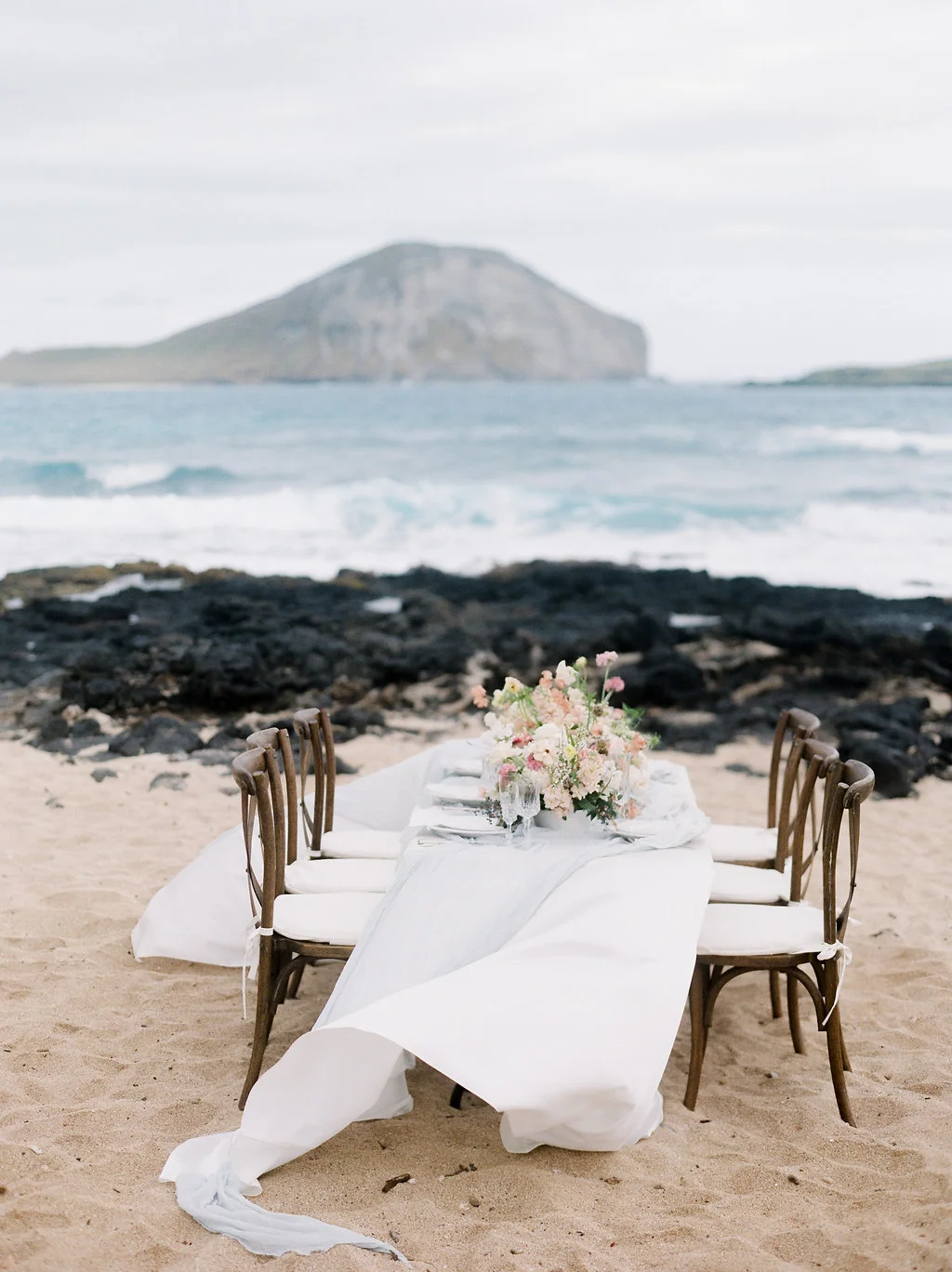 How to Style Your Tropical Elopement.jpg