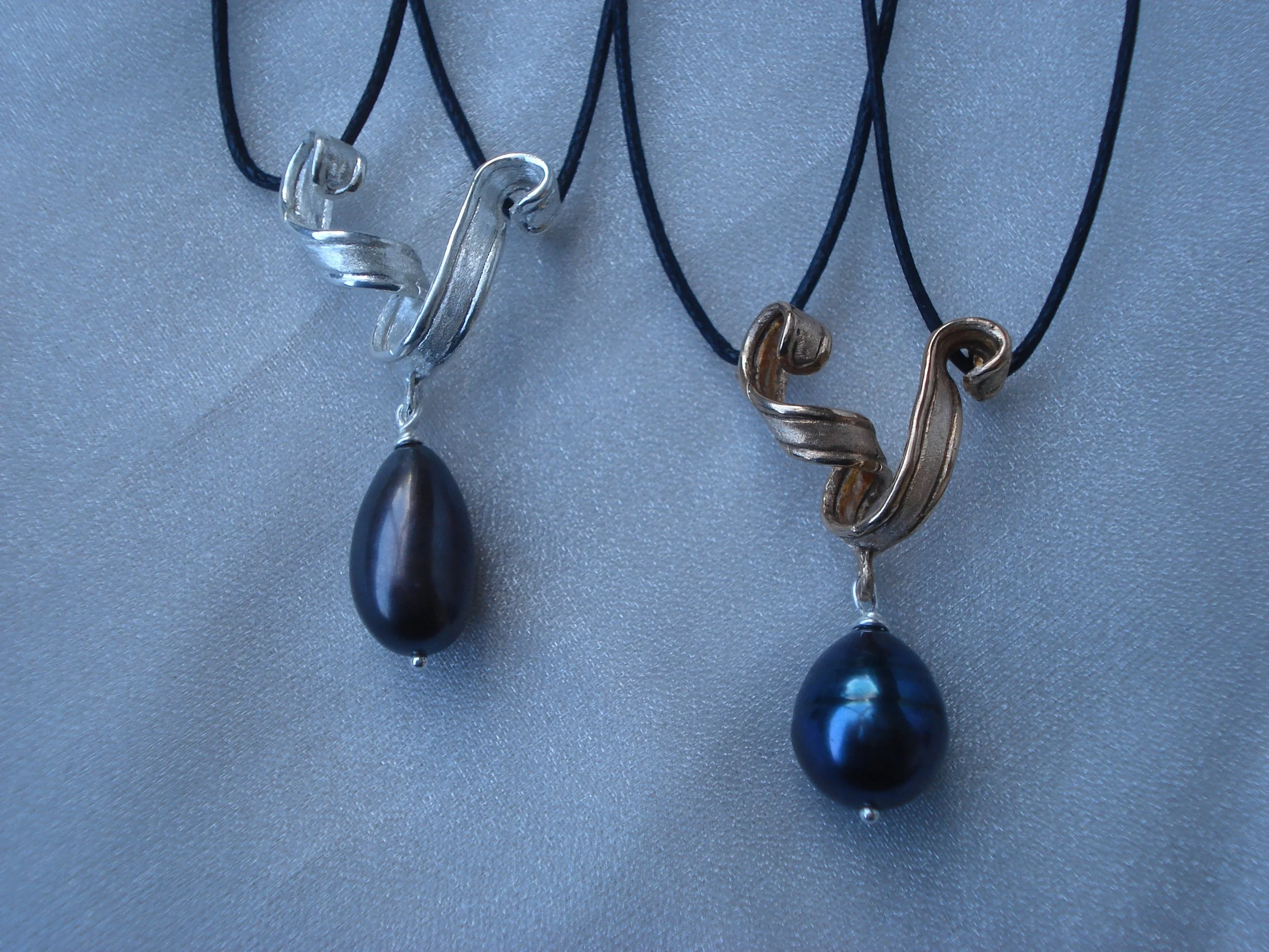 V-Ribbon, Boutique Designer Pendant with Fresh Water Pearl