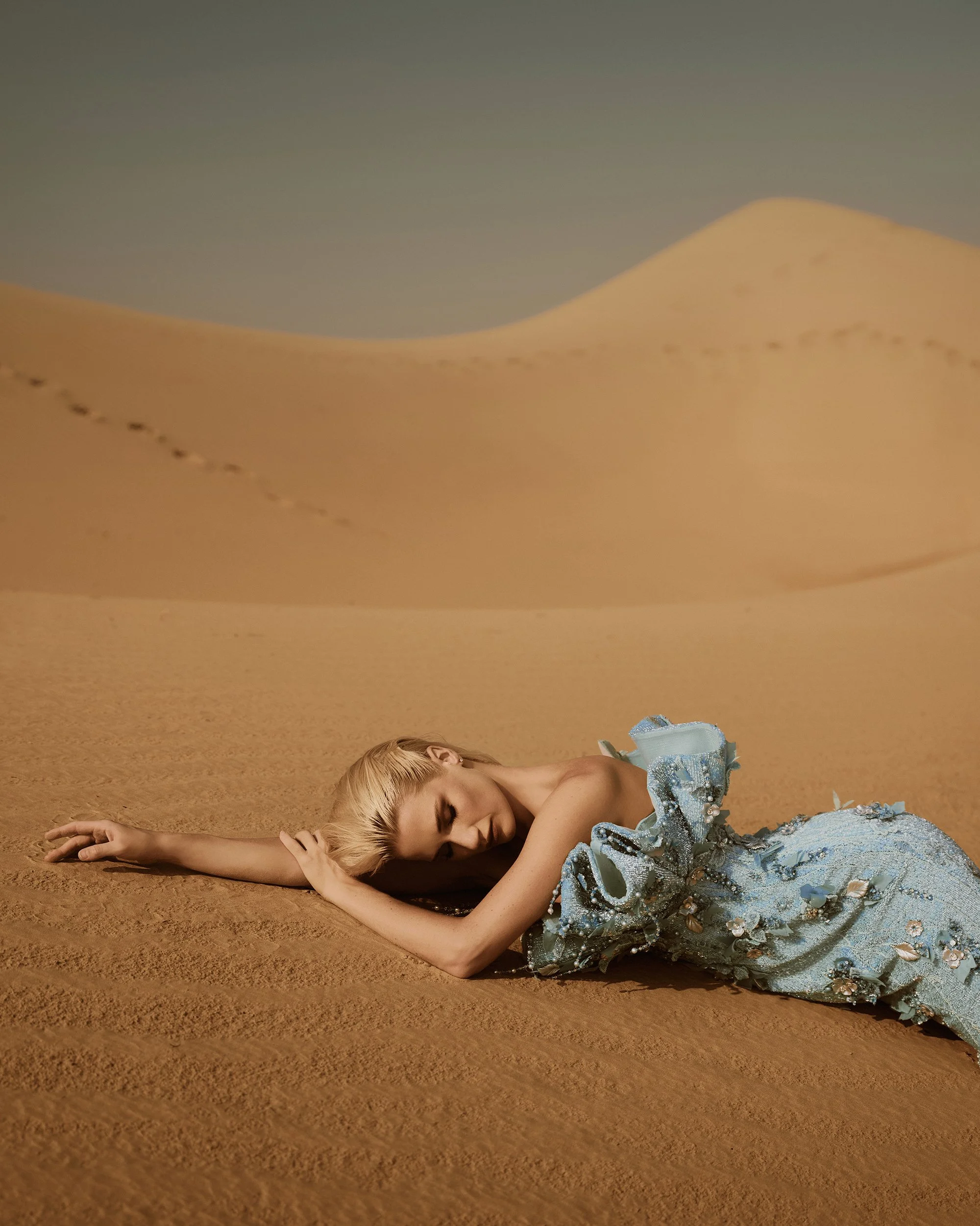 Beth Walkermeyer in Geyanna Youness by Giuseppe Vitariello Jodah 01.jpg