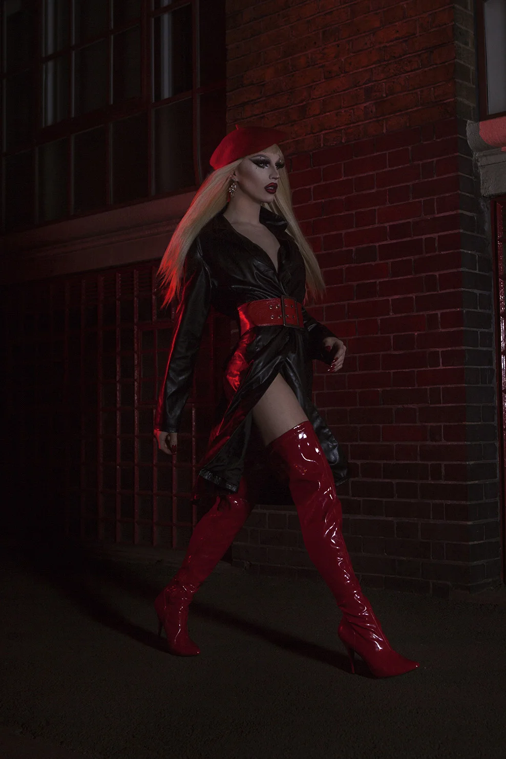 Jacket & belt - Retro, Beret & boots - Aquarias own.