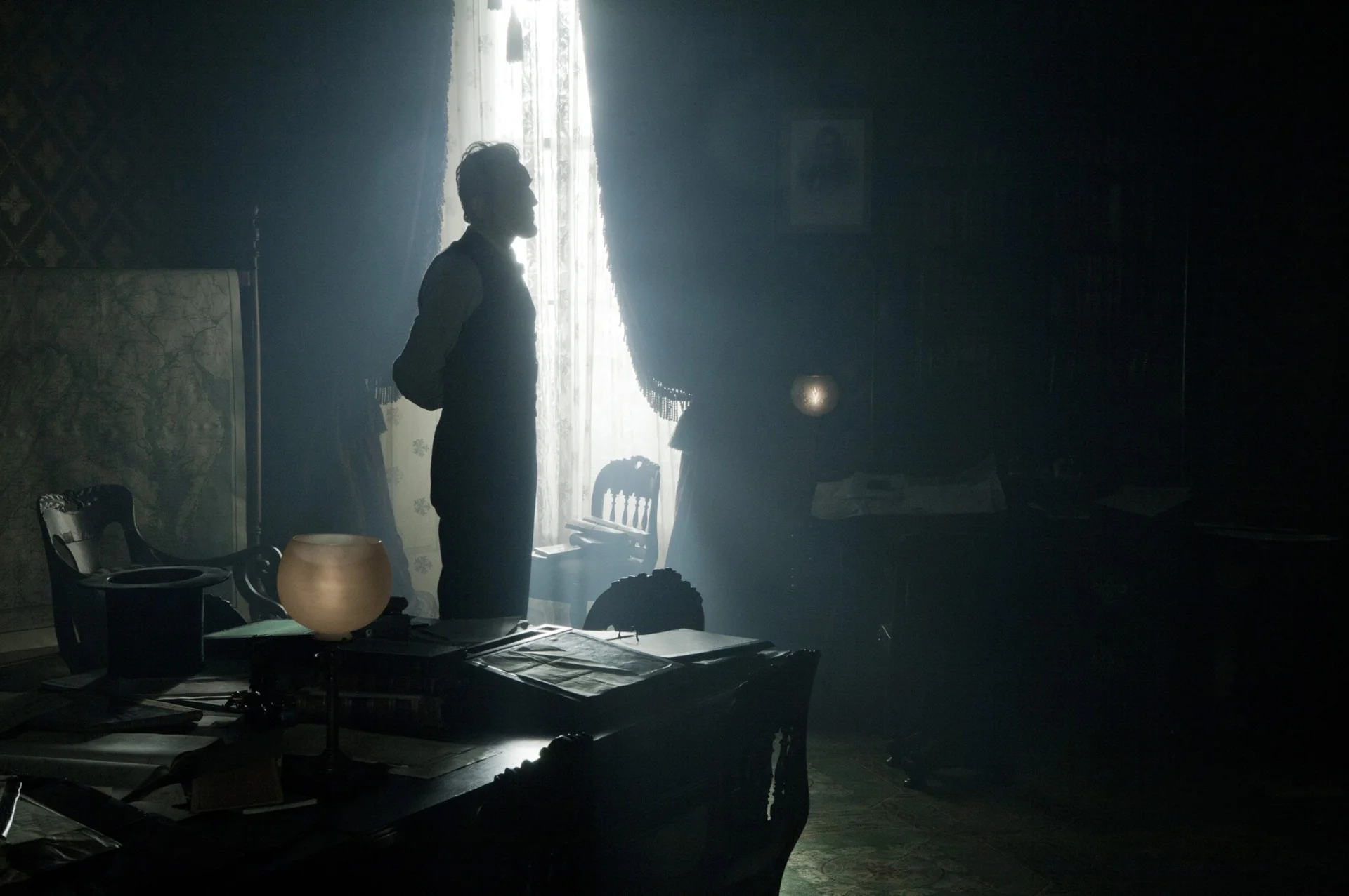 Drawing Lighting Inspiration from Spielberg’s ‘Lincoln’ 