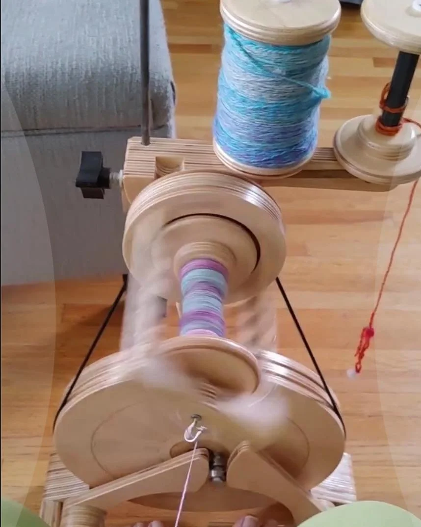 Our Pollywog in action with @lauragracecrafts Thanks for sharing your spin with us!
#fiberartist #FiberArtLove #fiberartistsofinstagram #spinningwheelsyarnsandcreations #fineyarns