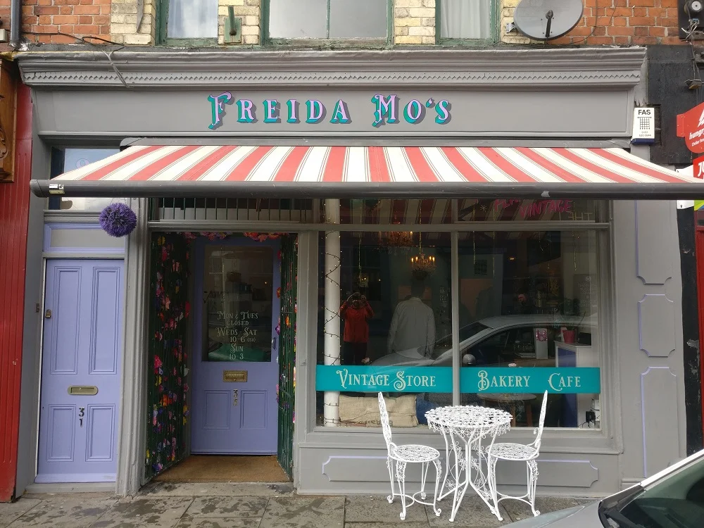Freida Mo's on Lark Lane